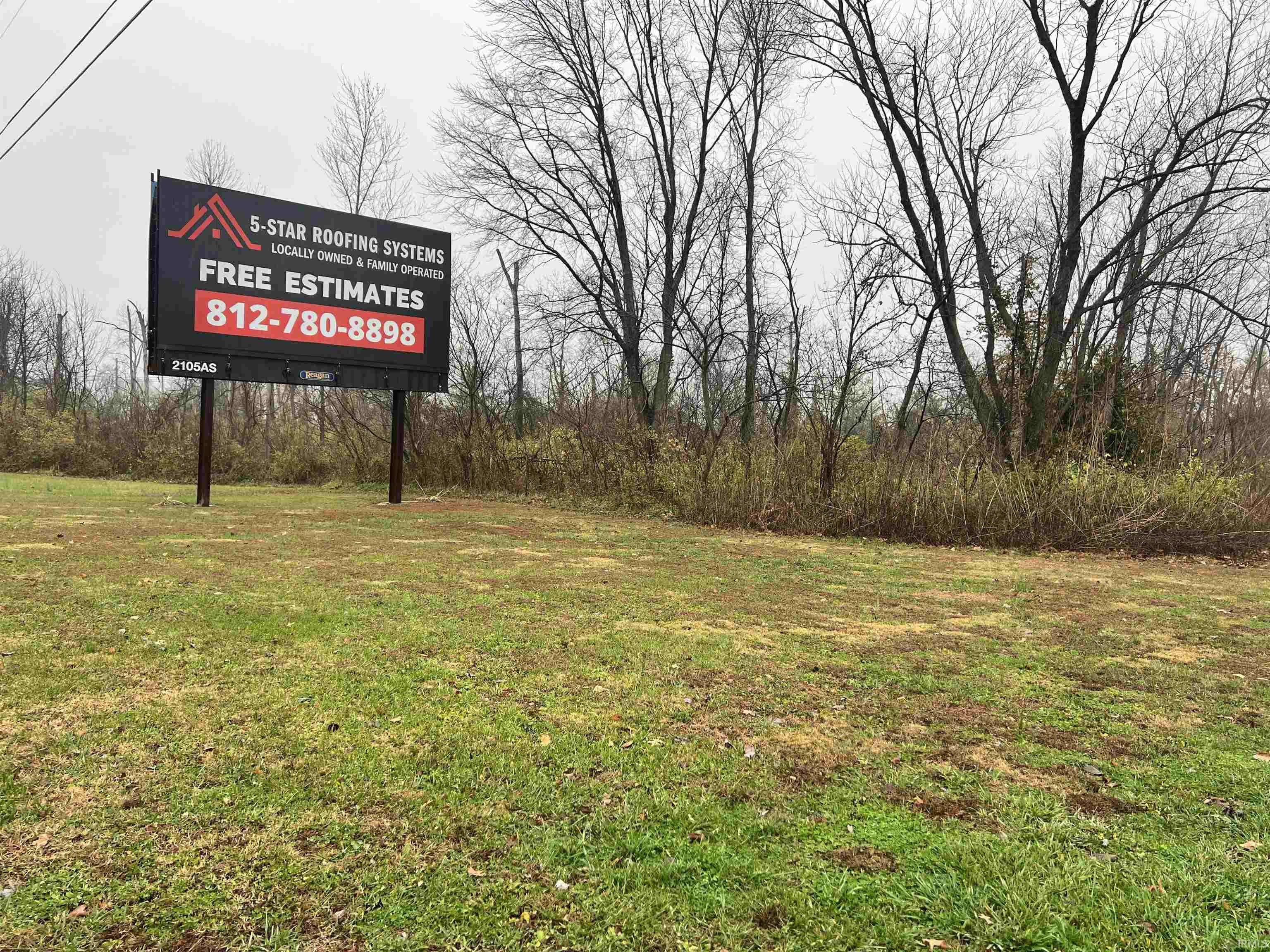 Homes for sale in Sullivan, IN | 917 1/2 N Section St, Sullivan, IN 47882 | MLS# 202546951