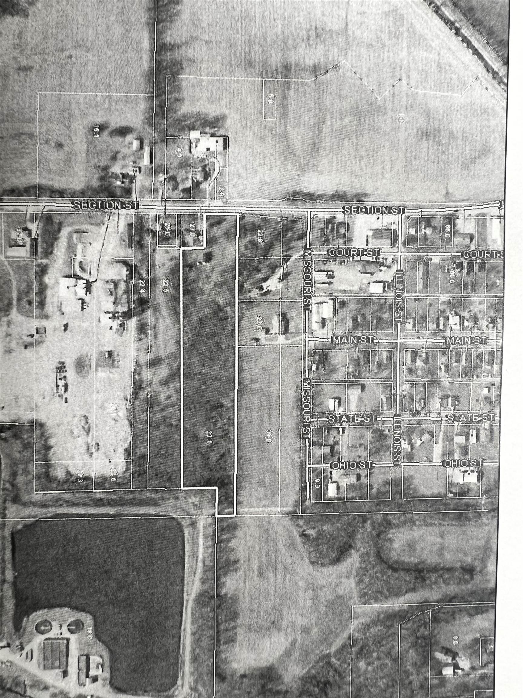 Homes for sale in Sullivan, IN | 917 1/2 N Section St, Sullivan, IN 47882 | MLS# 202546951