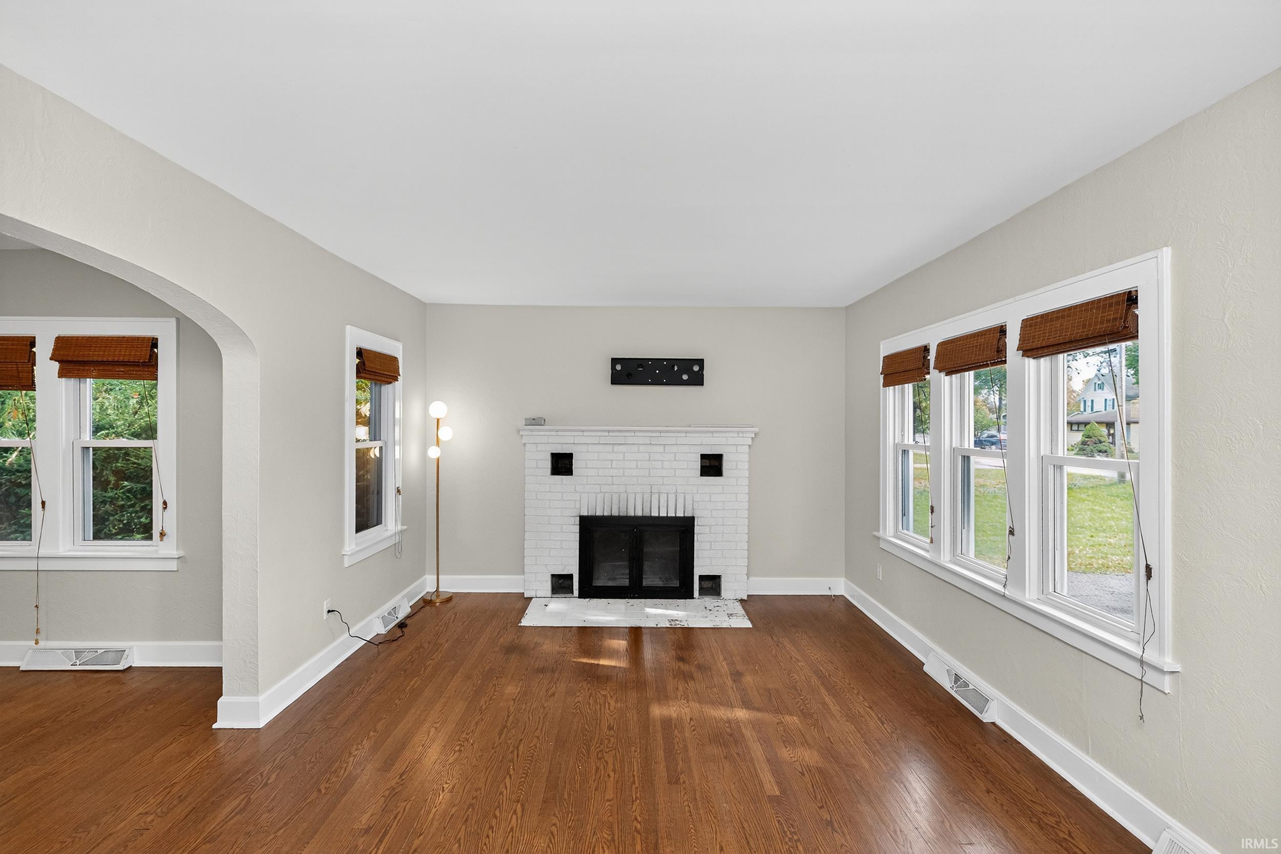 Homes for sale in La Porte, IN | 321 W Johnson Rd, La Porte, IN 46350 | MLS# 202546958