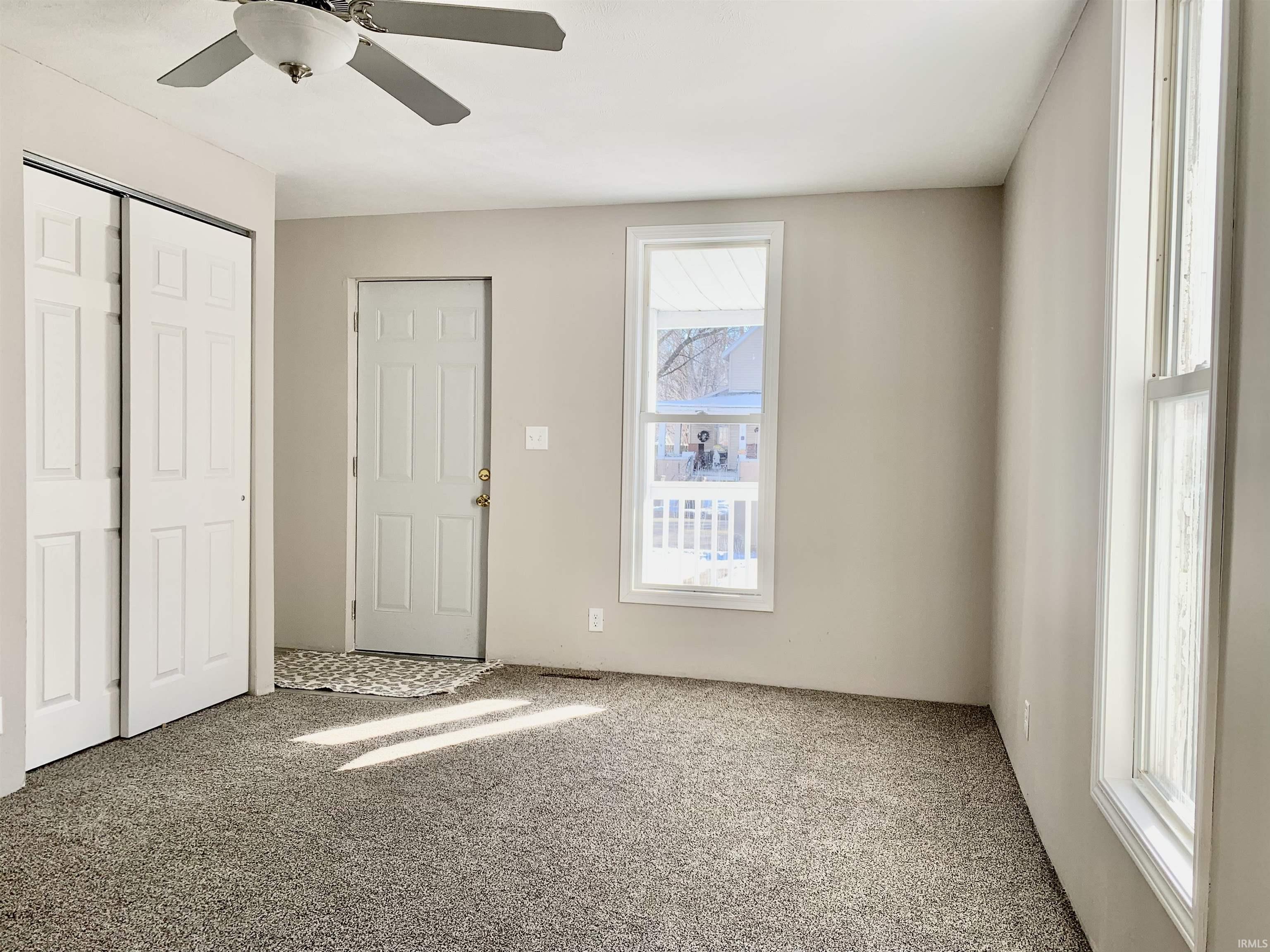 Photo 9 of 1030 Middlebury Street