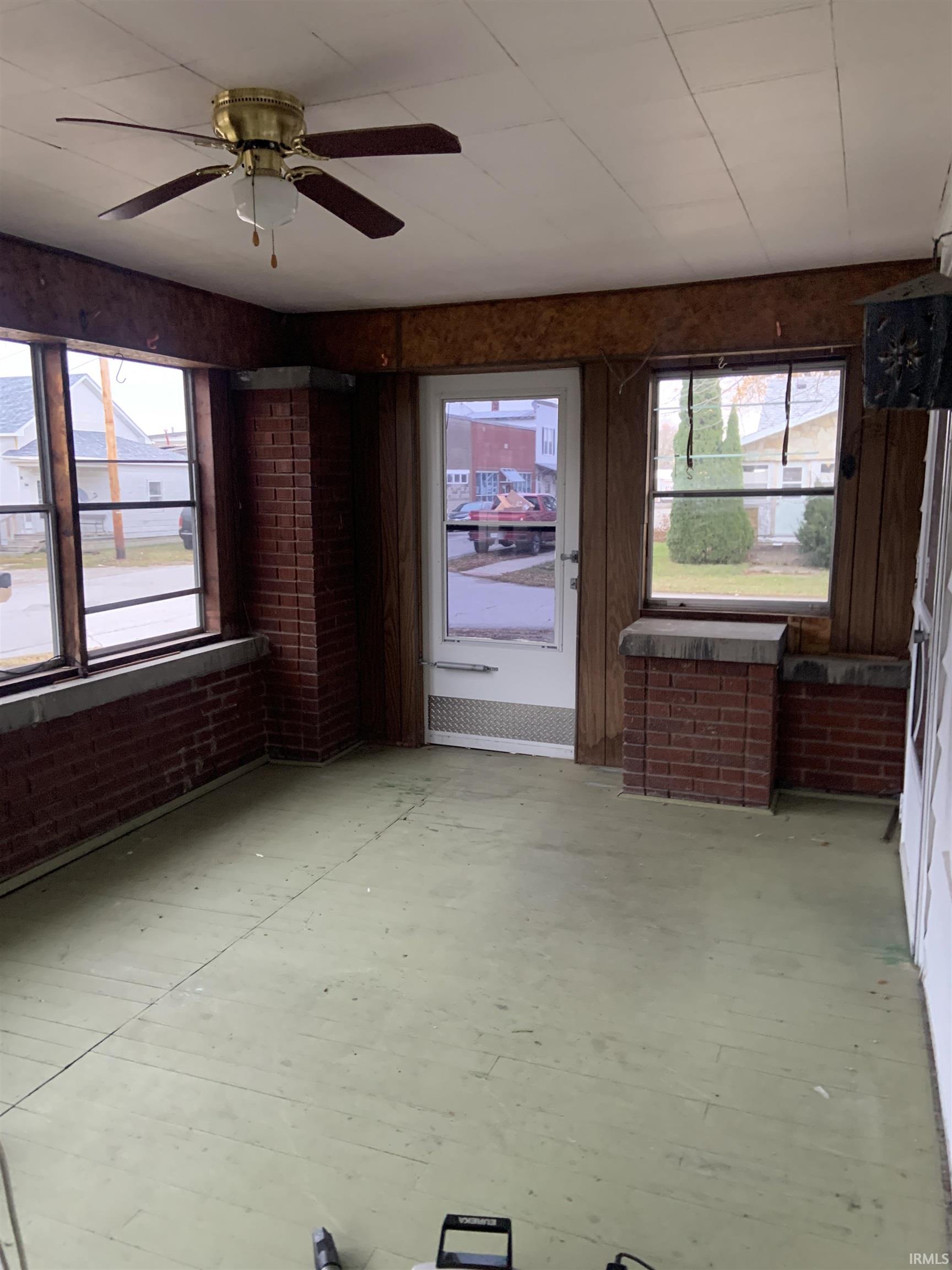 Homes for sale in Hoagland, IN | 11040 English St, Hoagland, IN 46745 | MLS# 202547078