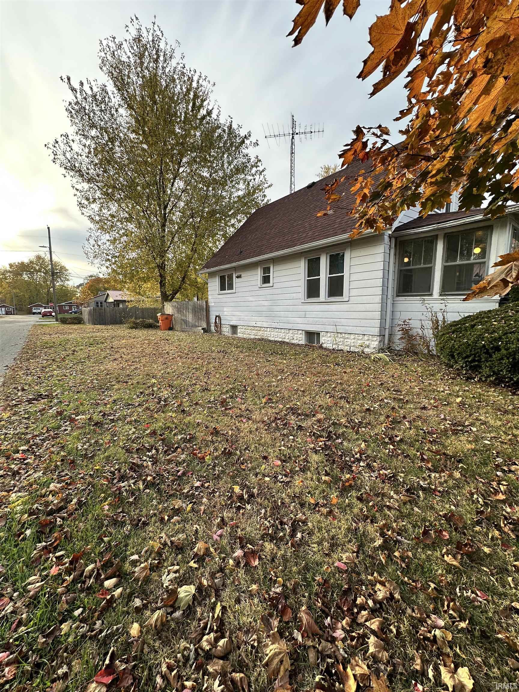 Homes for sale in Winamac, IN | 722 S Market St, Winamac, IN 46996 | MLS# 202547092