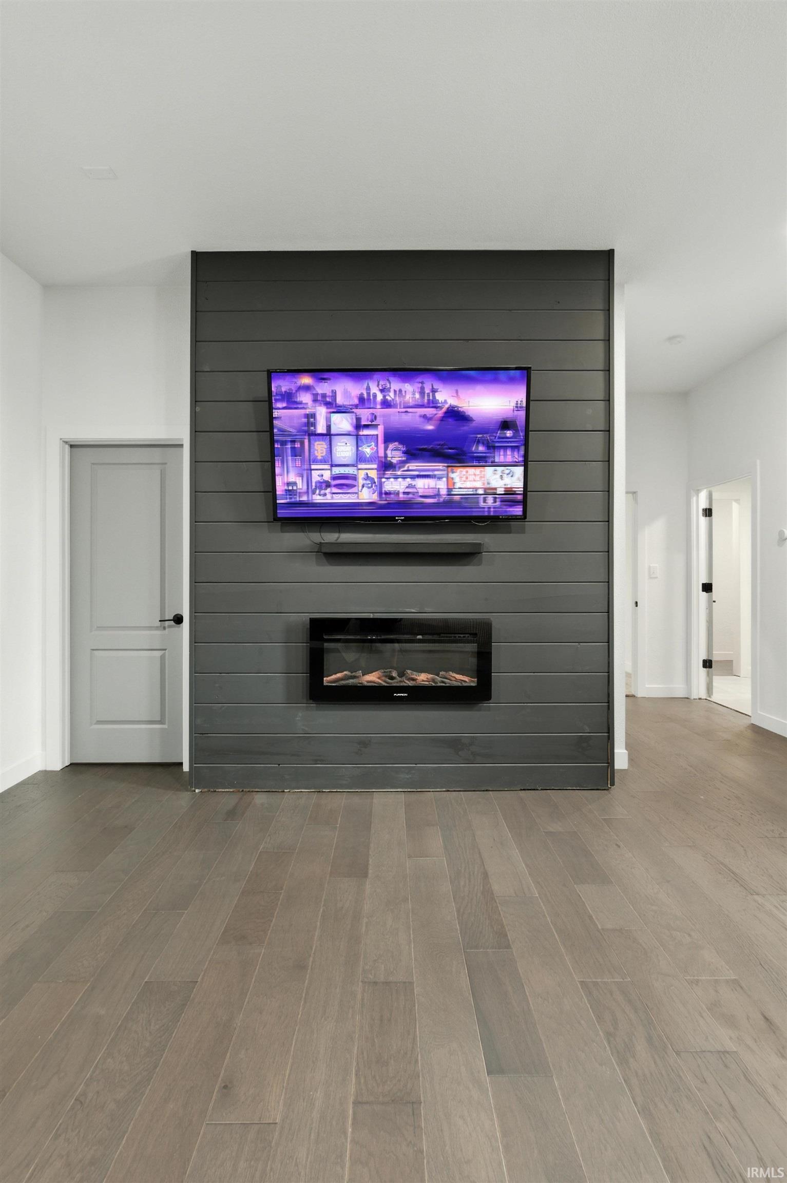 Photo 21 of 6511 W Cromwell Road