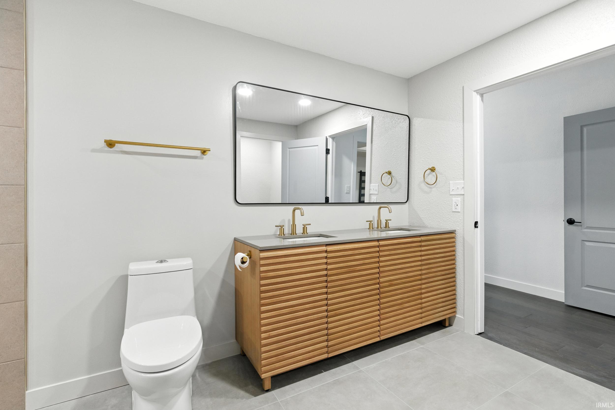 Photo 24 of 6511 W Cromwell Road