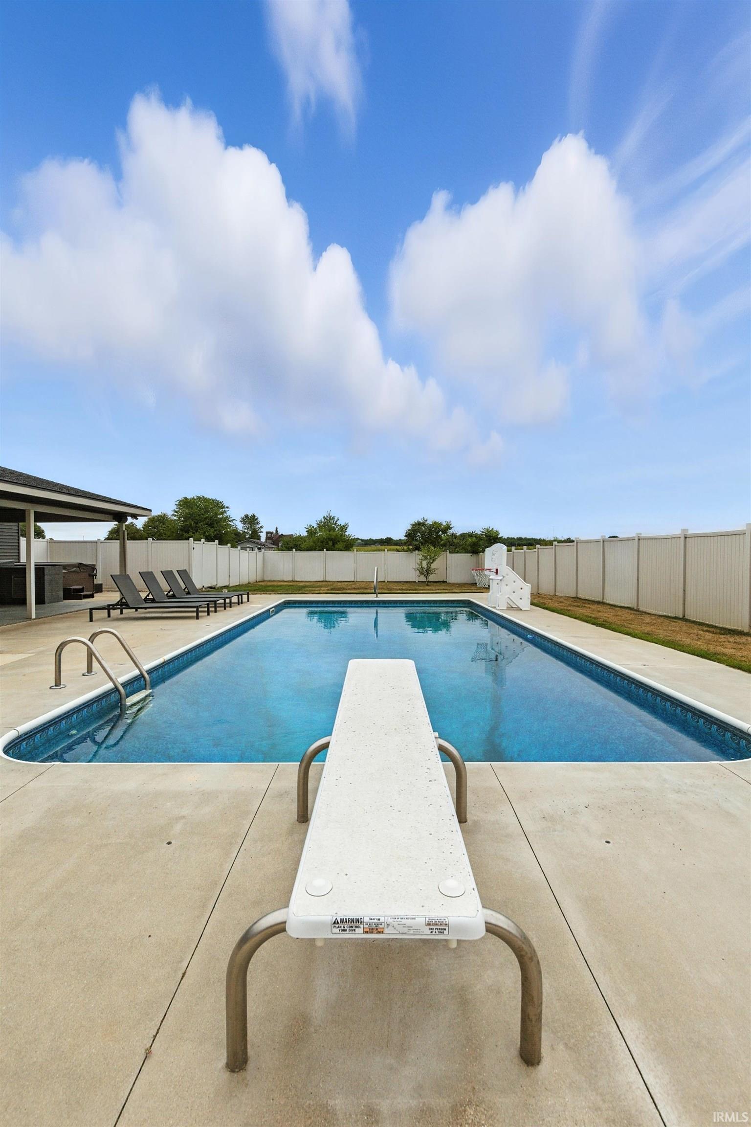 Photo 3 of 6511 W Cromwell Road