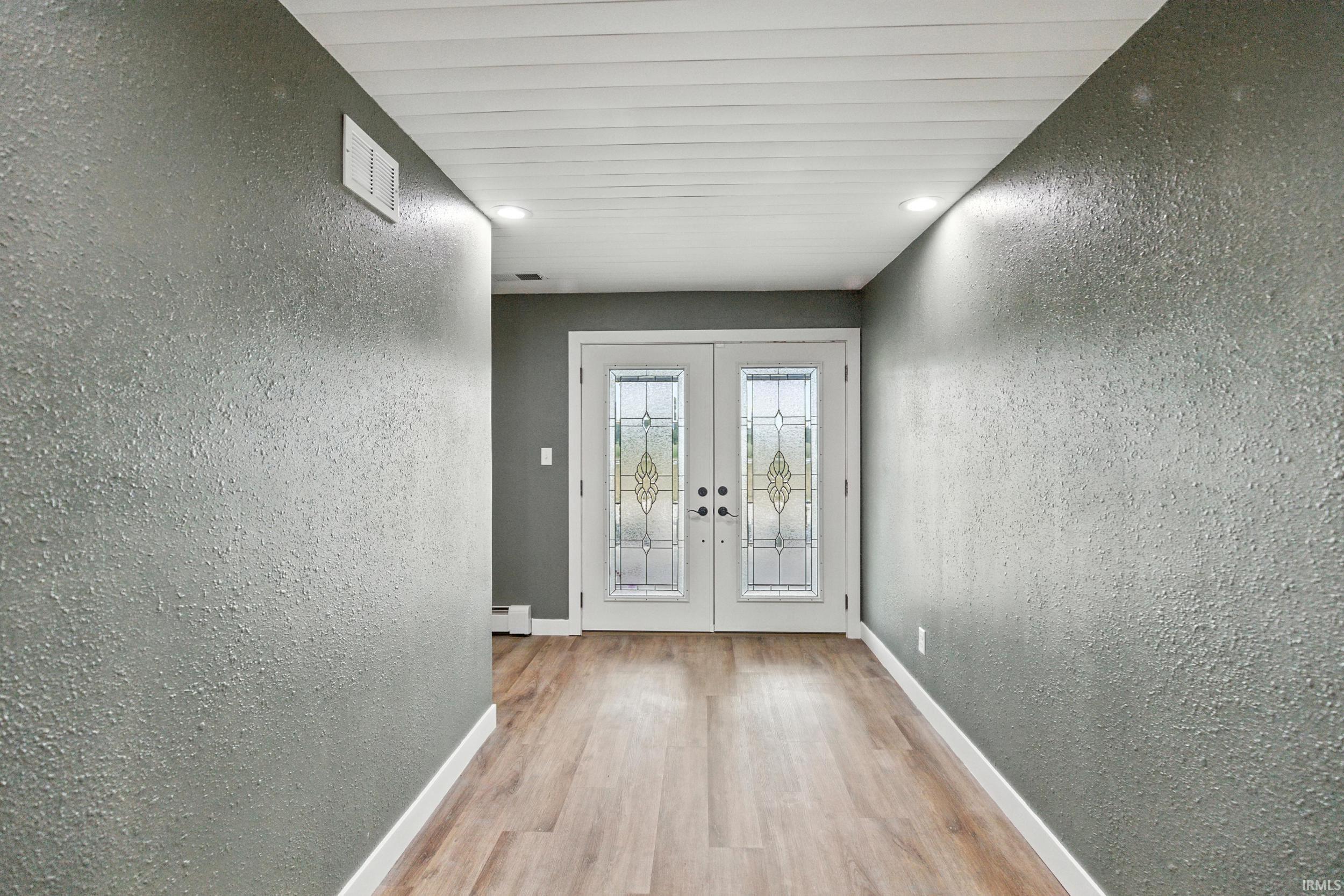 Photo 7 of 6511 W Cromwell Road