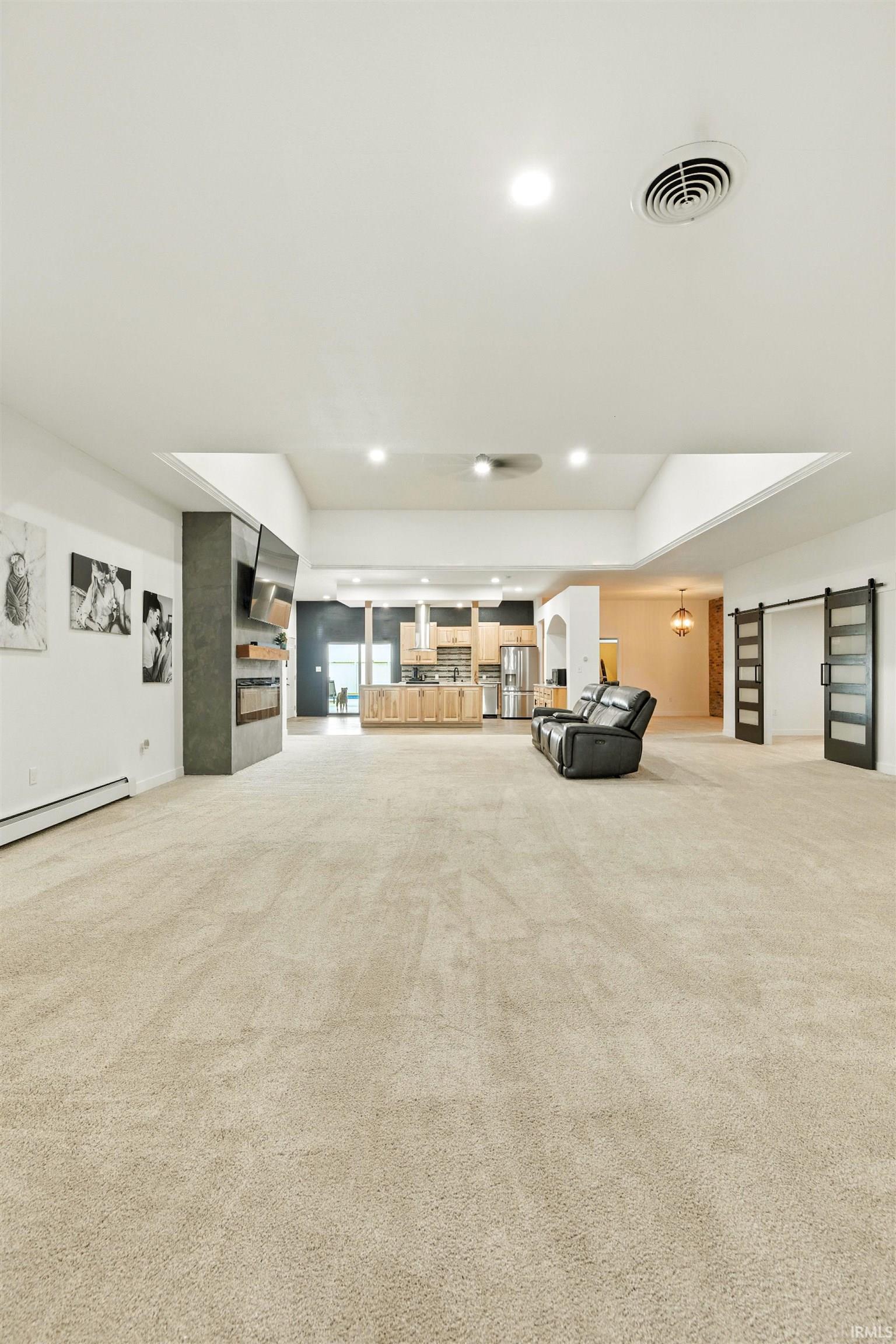 Photo 9 of 6511 W Cromwell Road