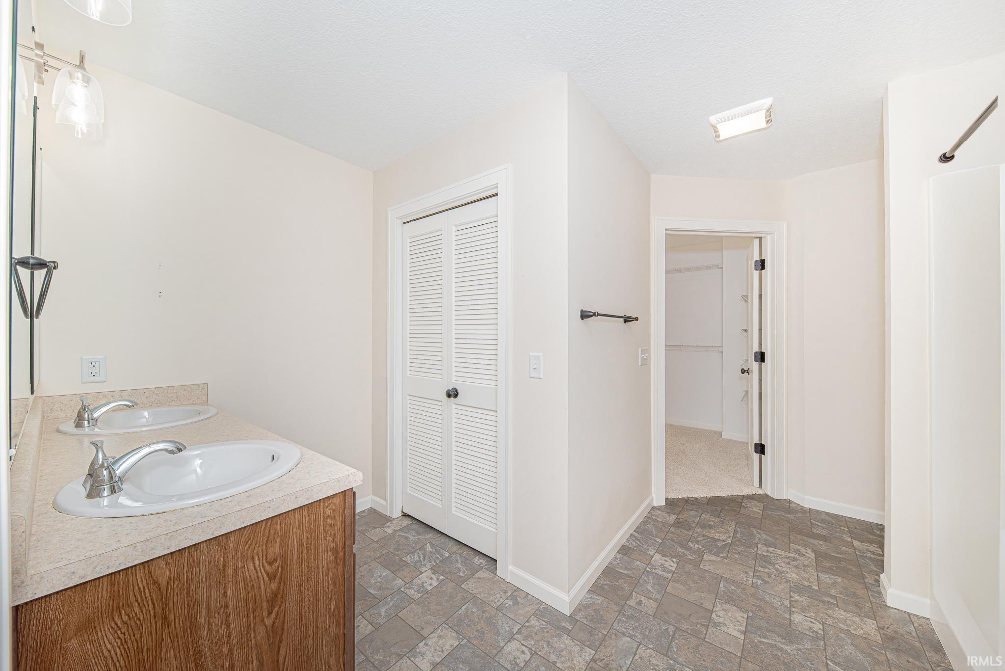 5230 Pigeon Creek Court