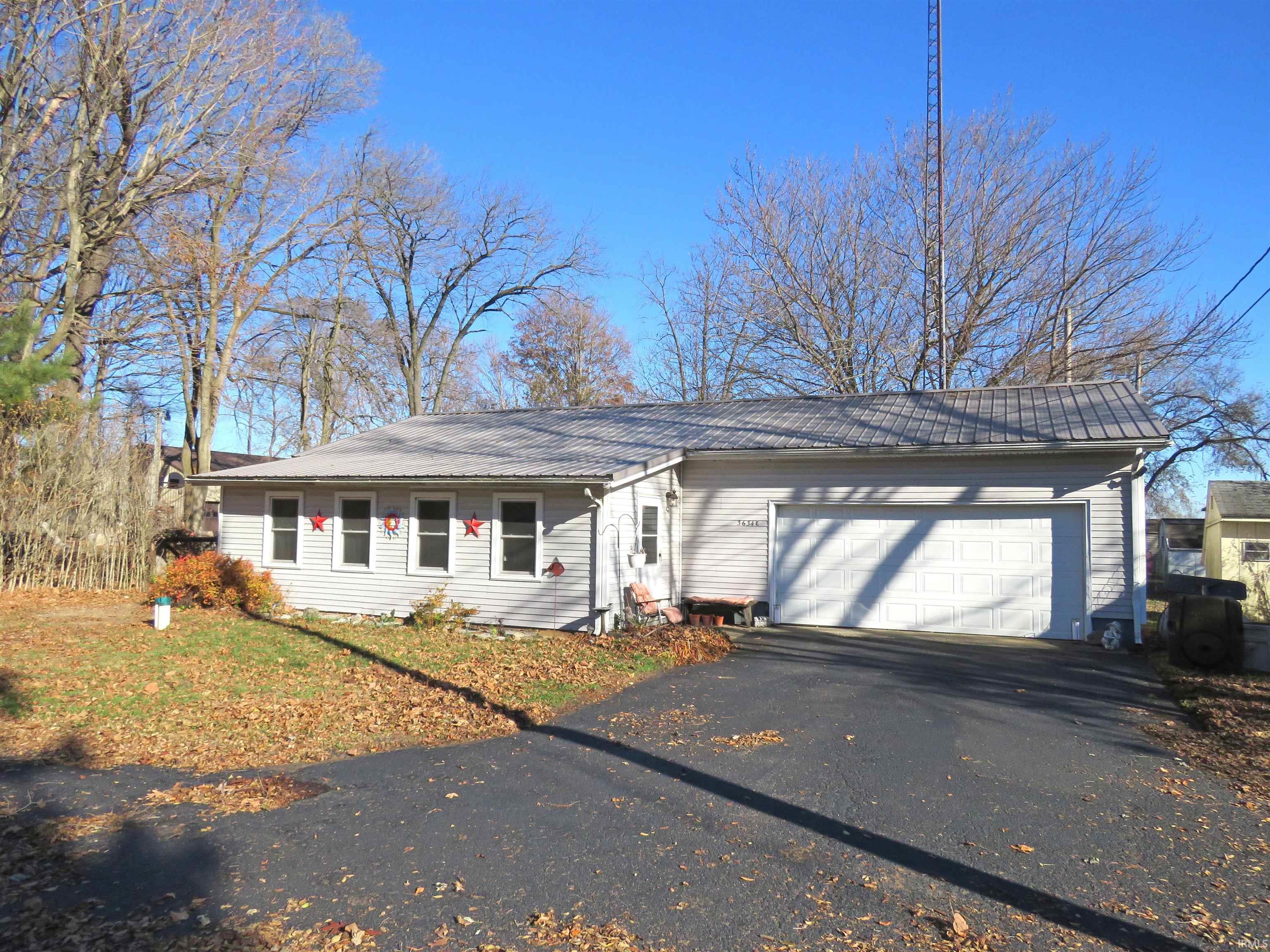 Homes for sale in Monticello, IN | 3634 E Conwell Dr, Monticello, IN 47960 | MLS# 202547155