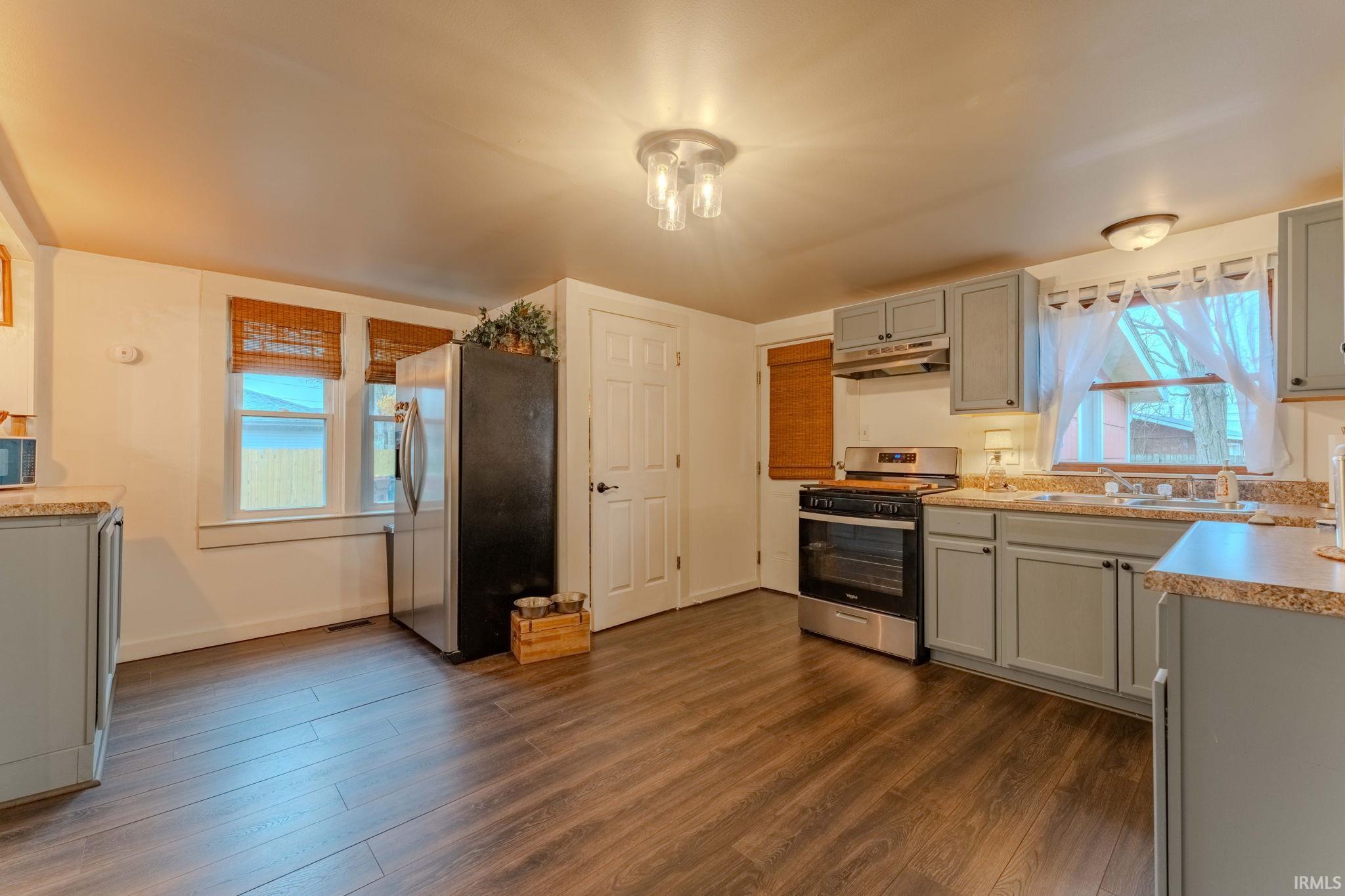 Photo 9 of 1558 Webster Street