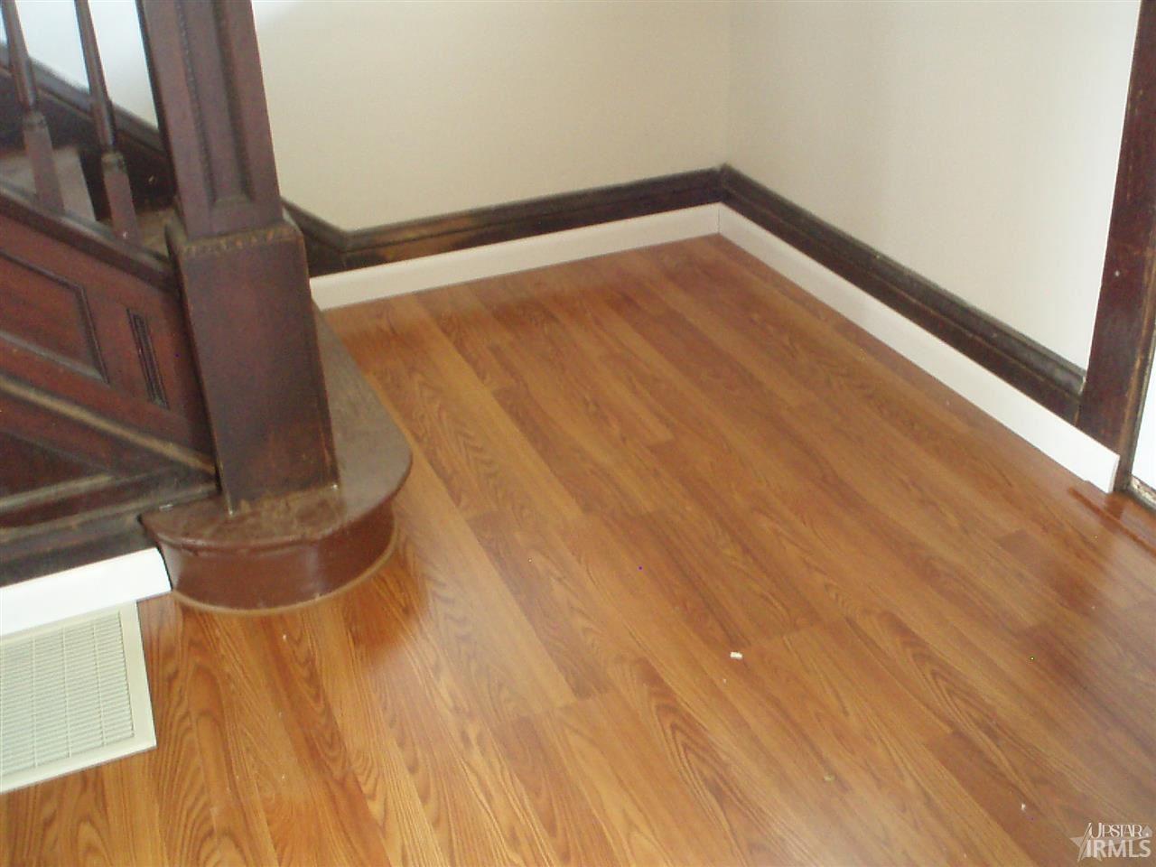 Photo 1 of 938 Herman