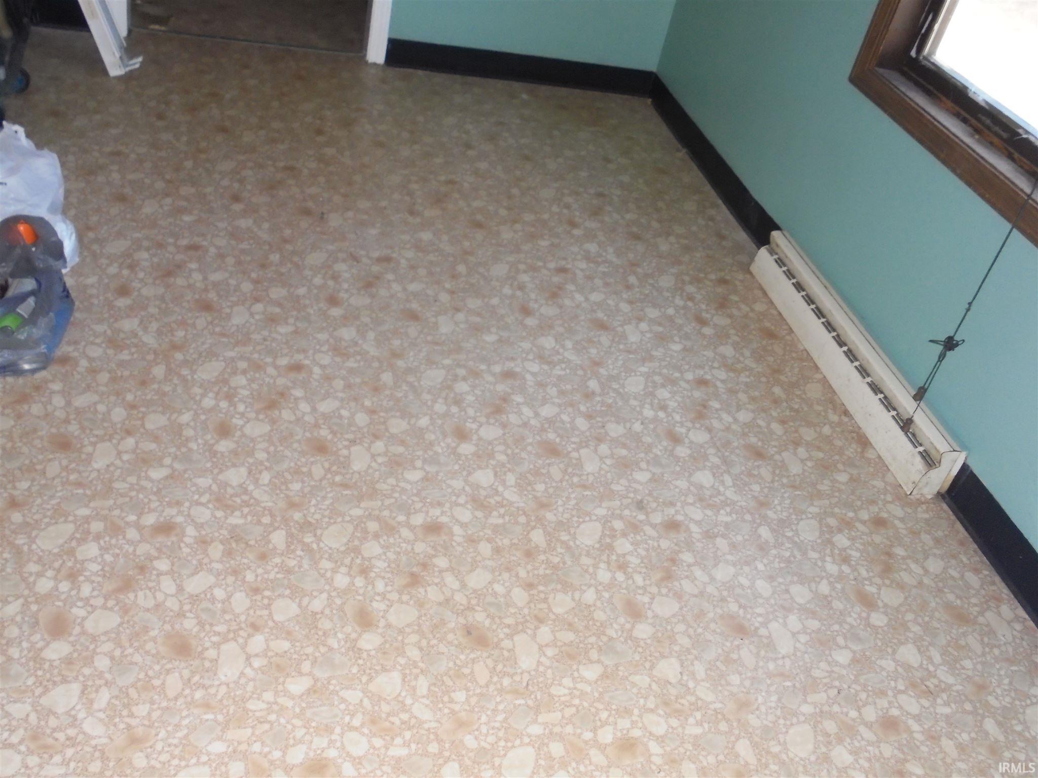 Photo 2 of 1709 Tecumseh Street