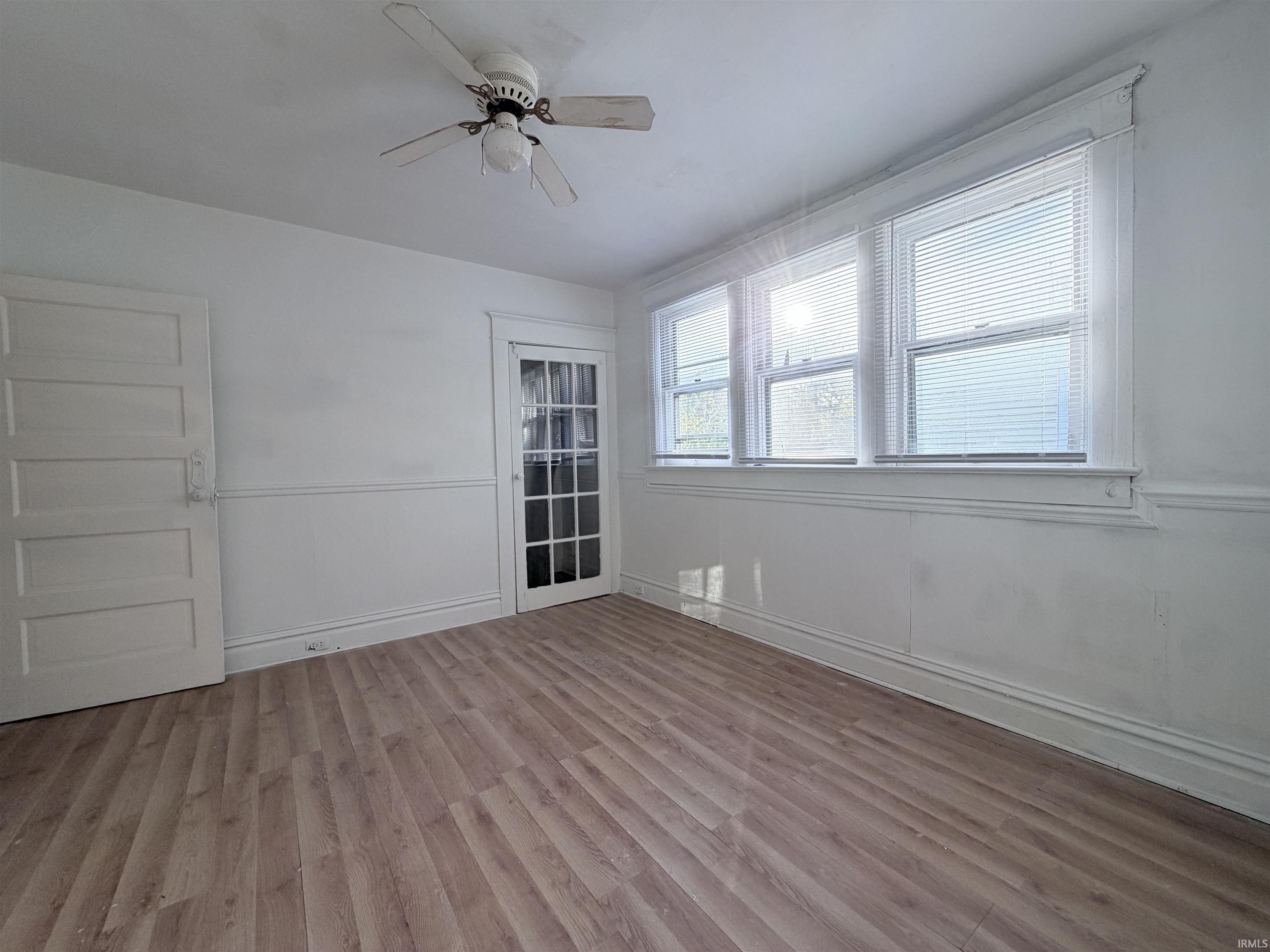 Photo 11 of 925 Cottage Avenue