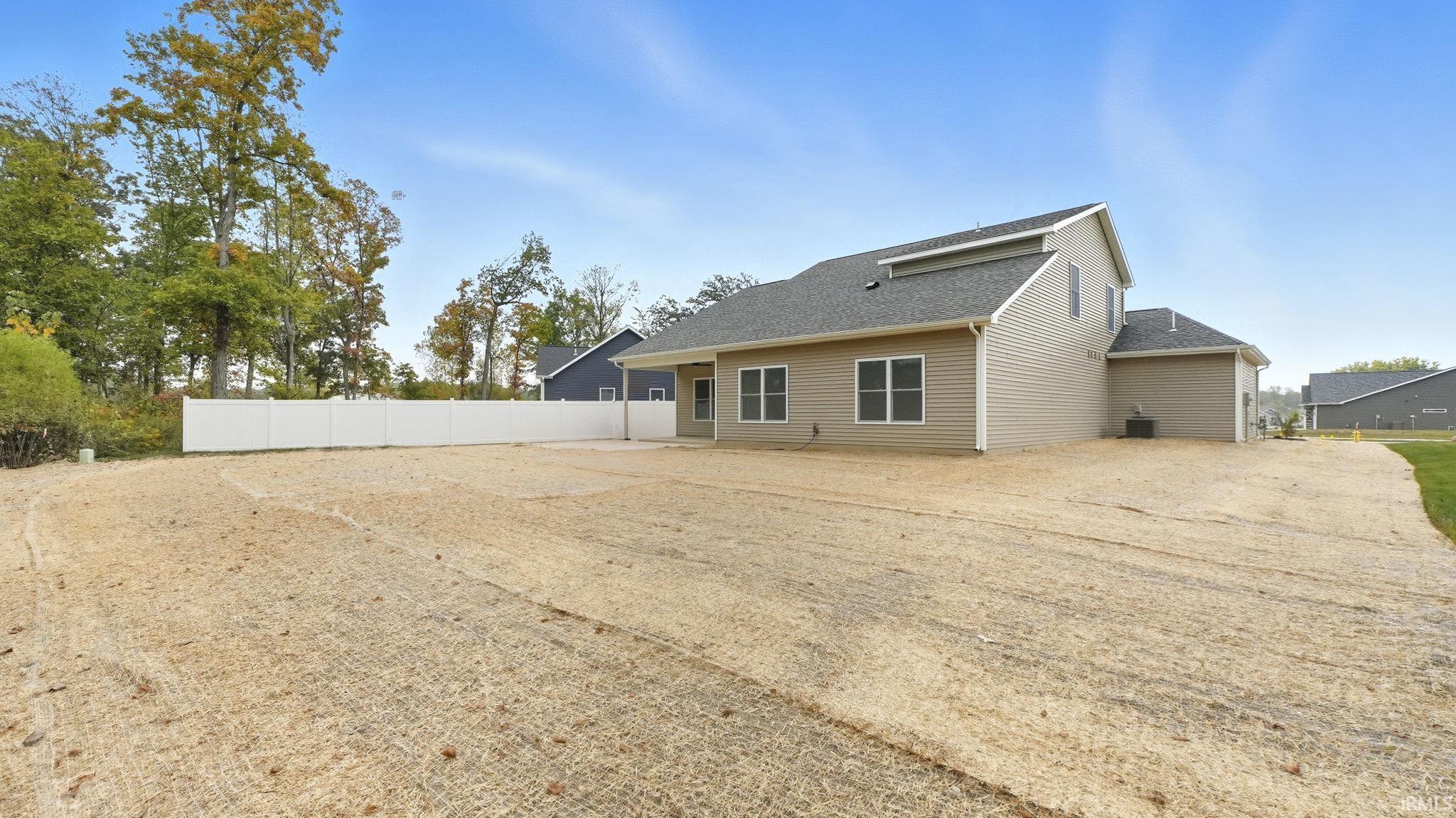 Photo 34 of 1110 Olympiada Knoll