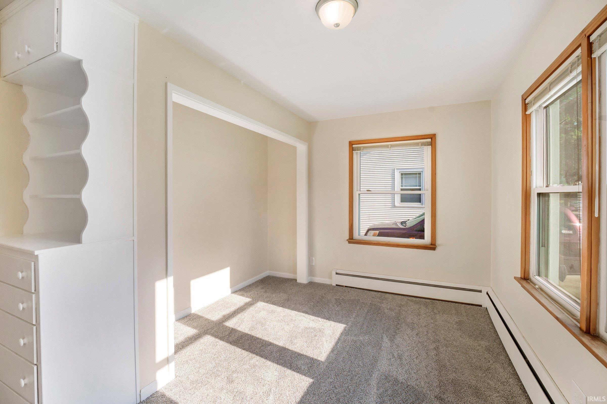 Photo 11 of 128 Manor Avenue