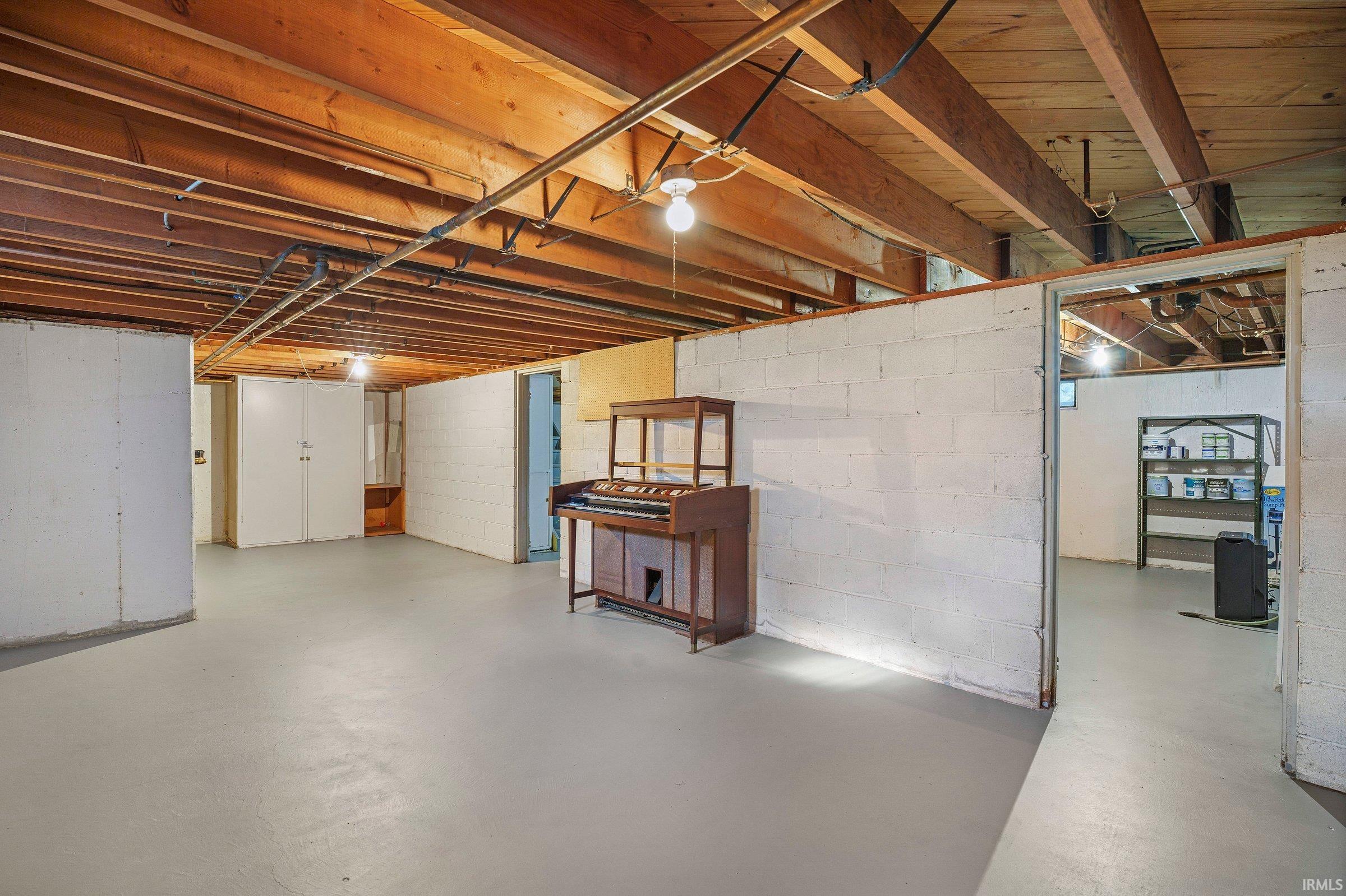 Photo 17 of 128 Manor Avenue