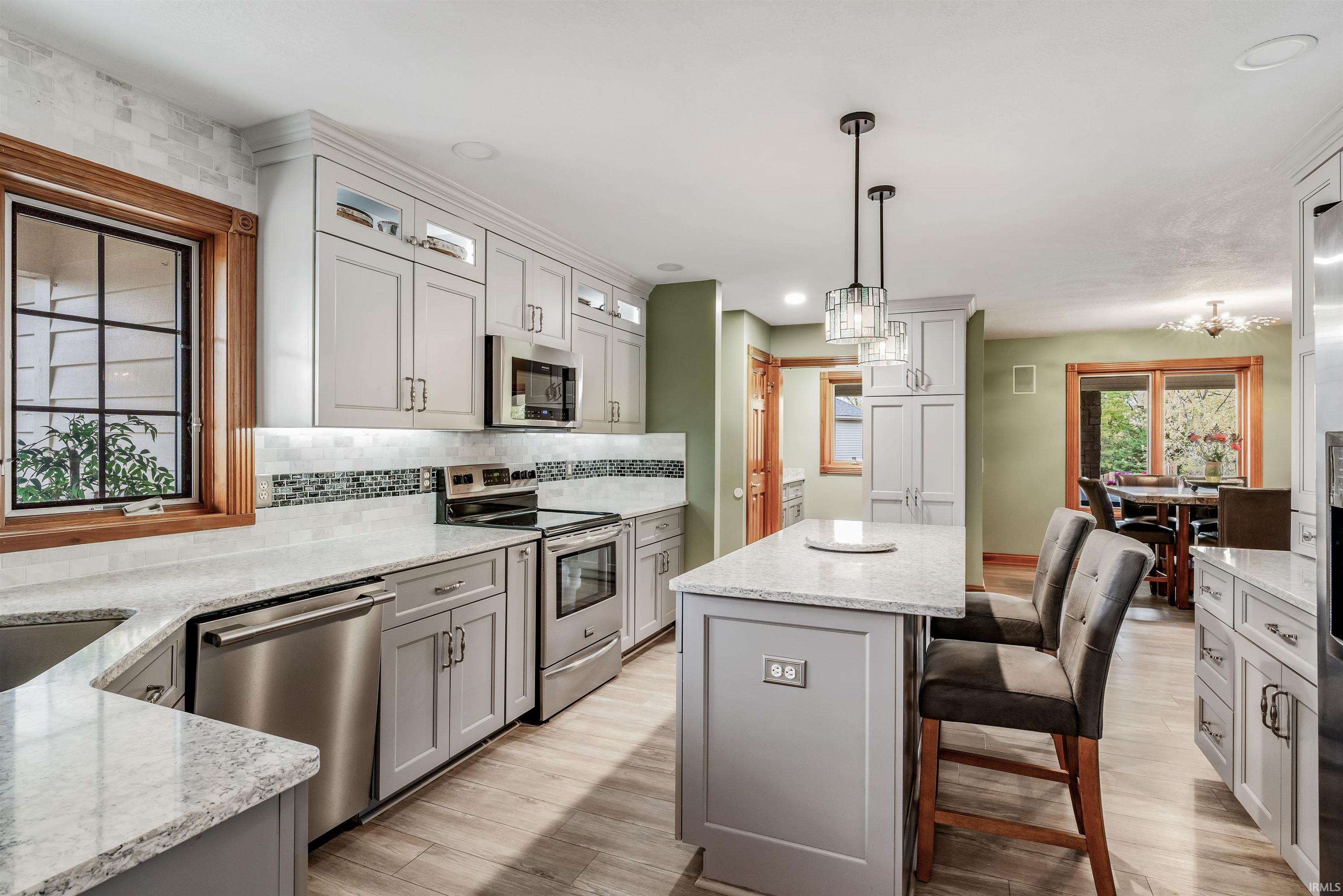 Photo 8 of 14313 Shore Oaks Cove