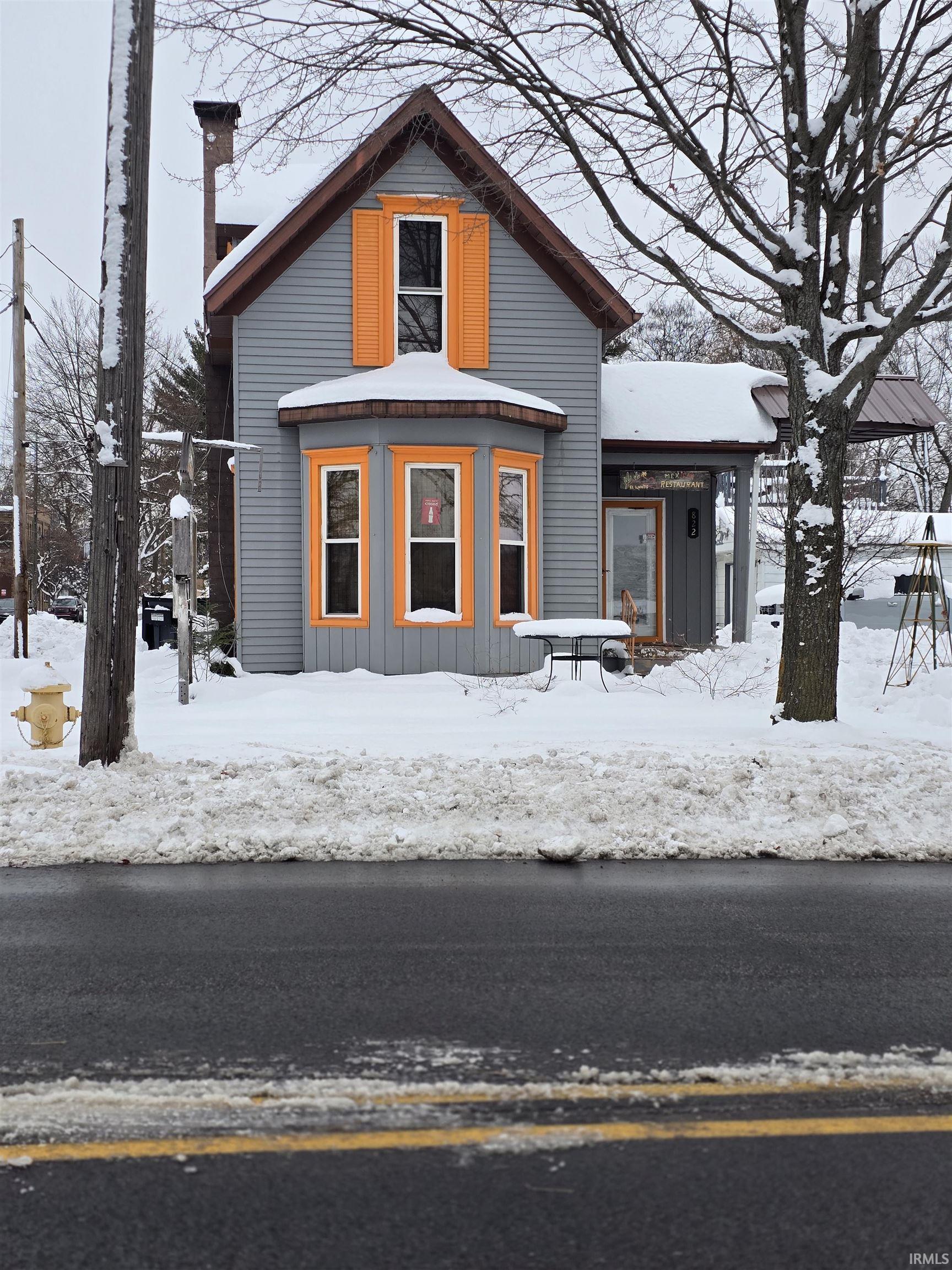 Photo 0 of 822 N Michigan St Street