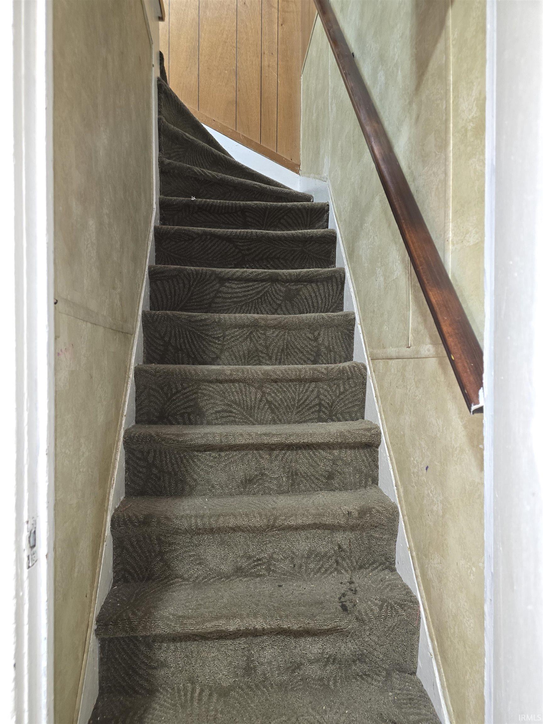 Photo 16 of 822 N Michigan St Street