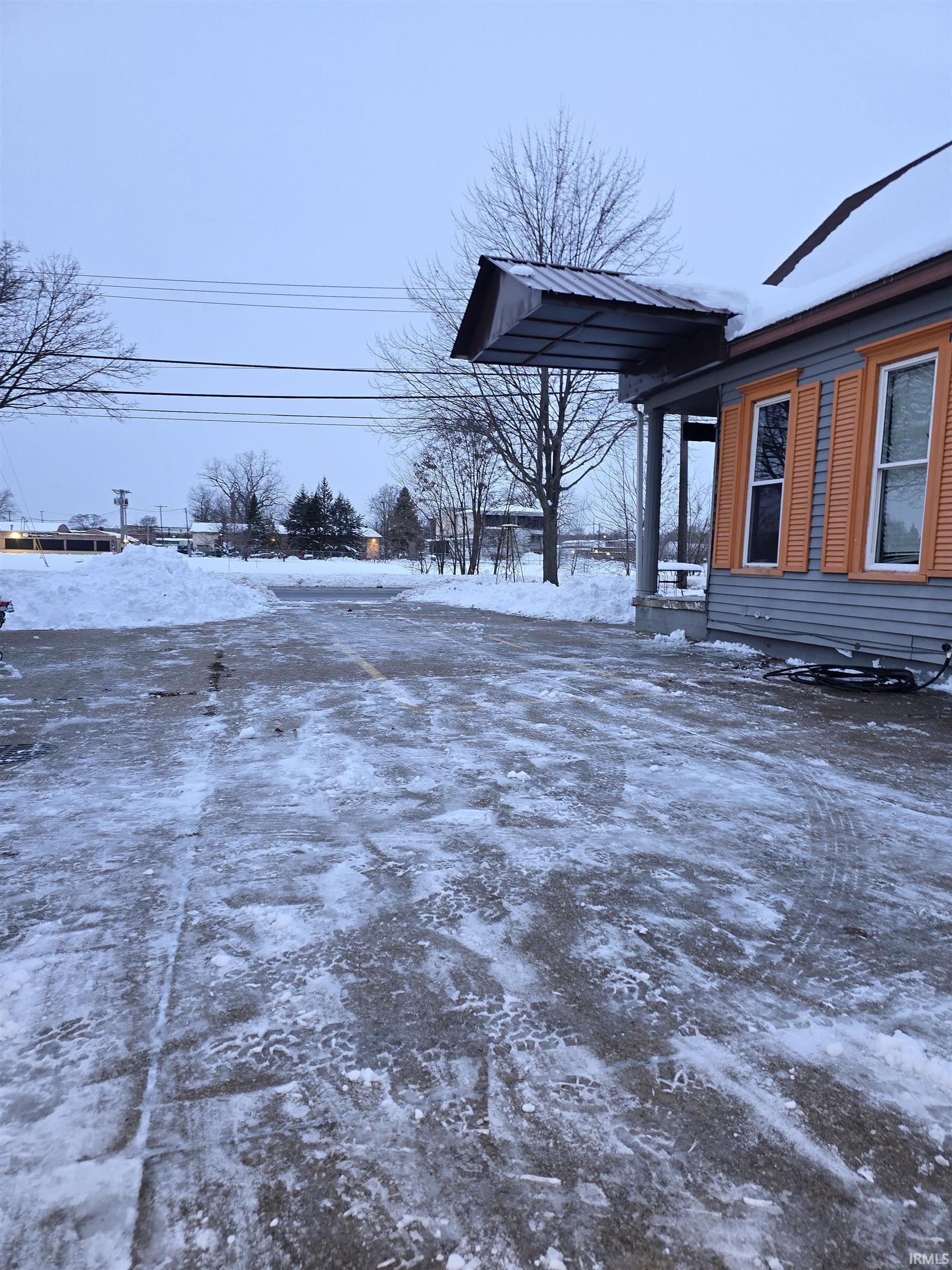 Photo 27 of 822 N Michigan St Street