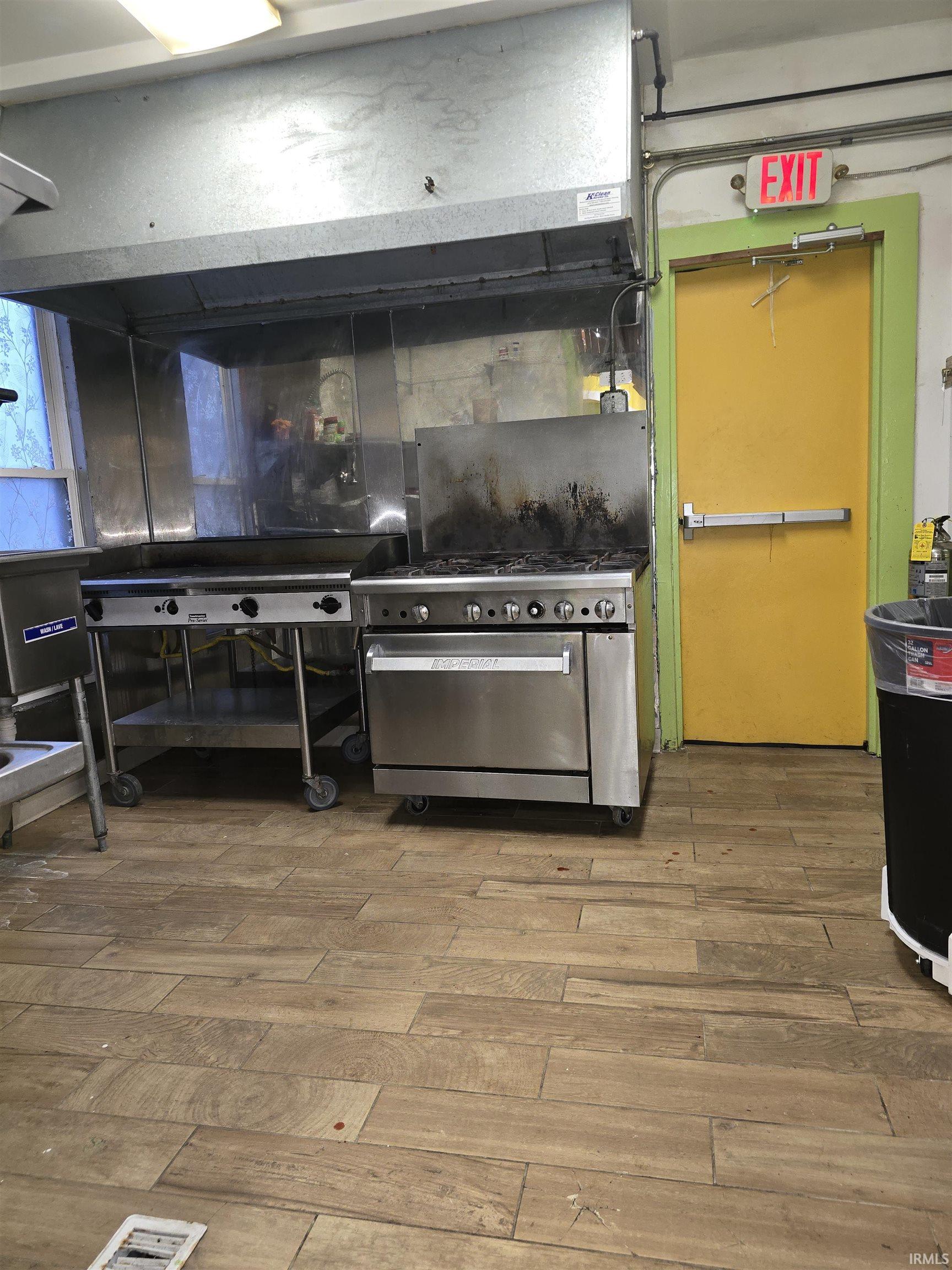 Photo 9 of 822 N Michigan St Street