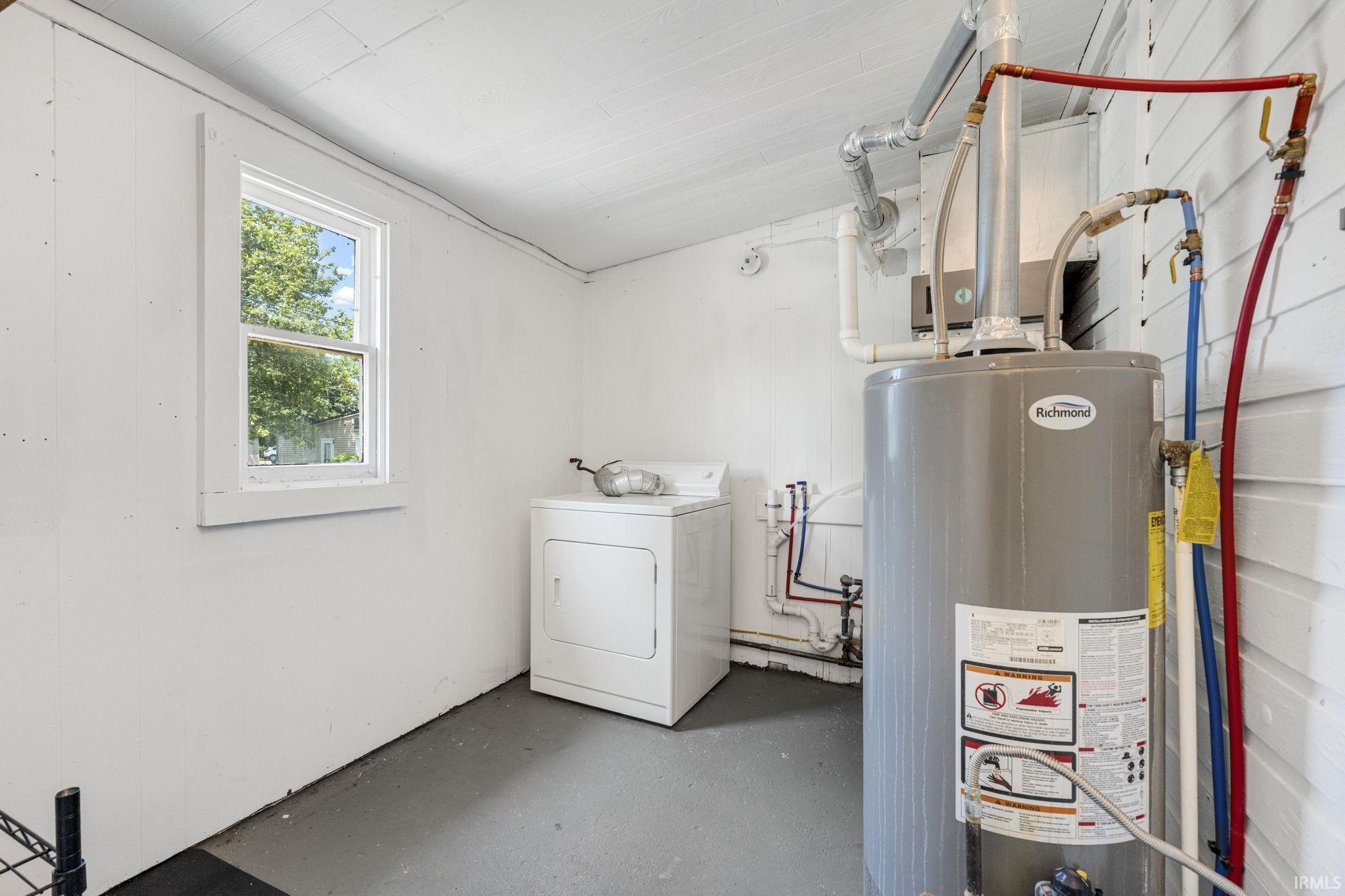 Photo 12 of 108 W Smith Street