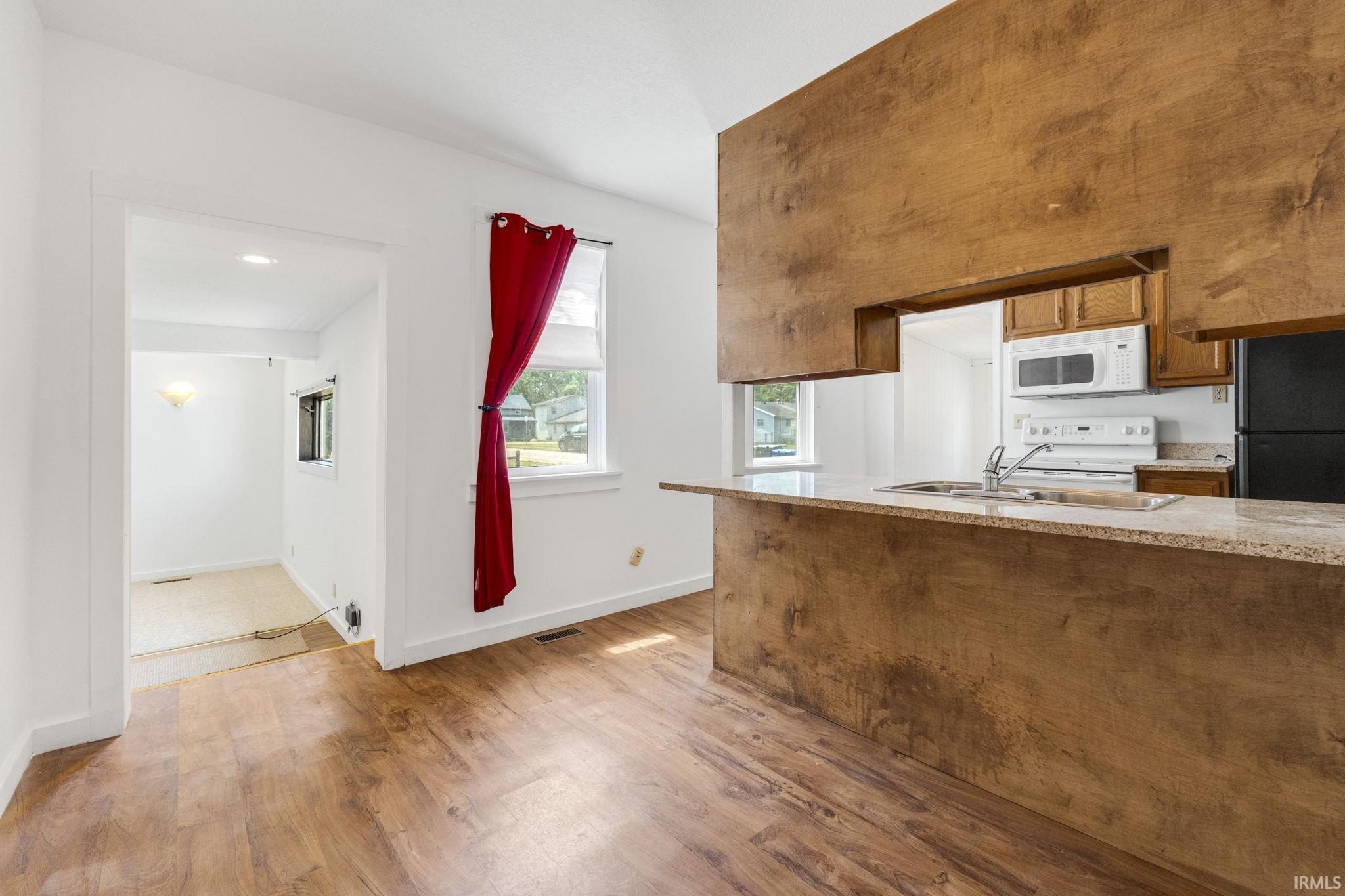 Homes for sale in South Whitley, IN | 108 W Smith St, South Whitley, IN 46787 | MLS# 202548027