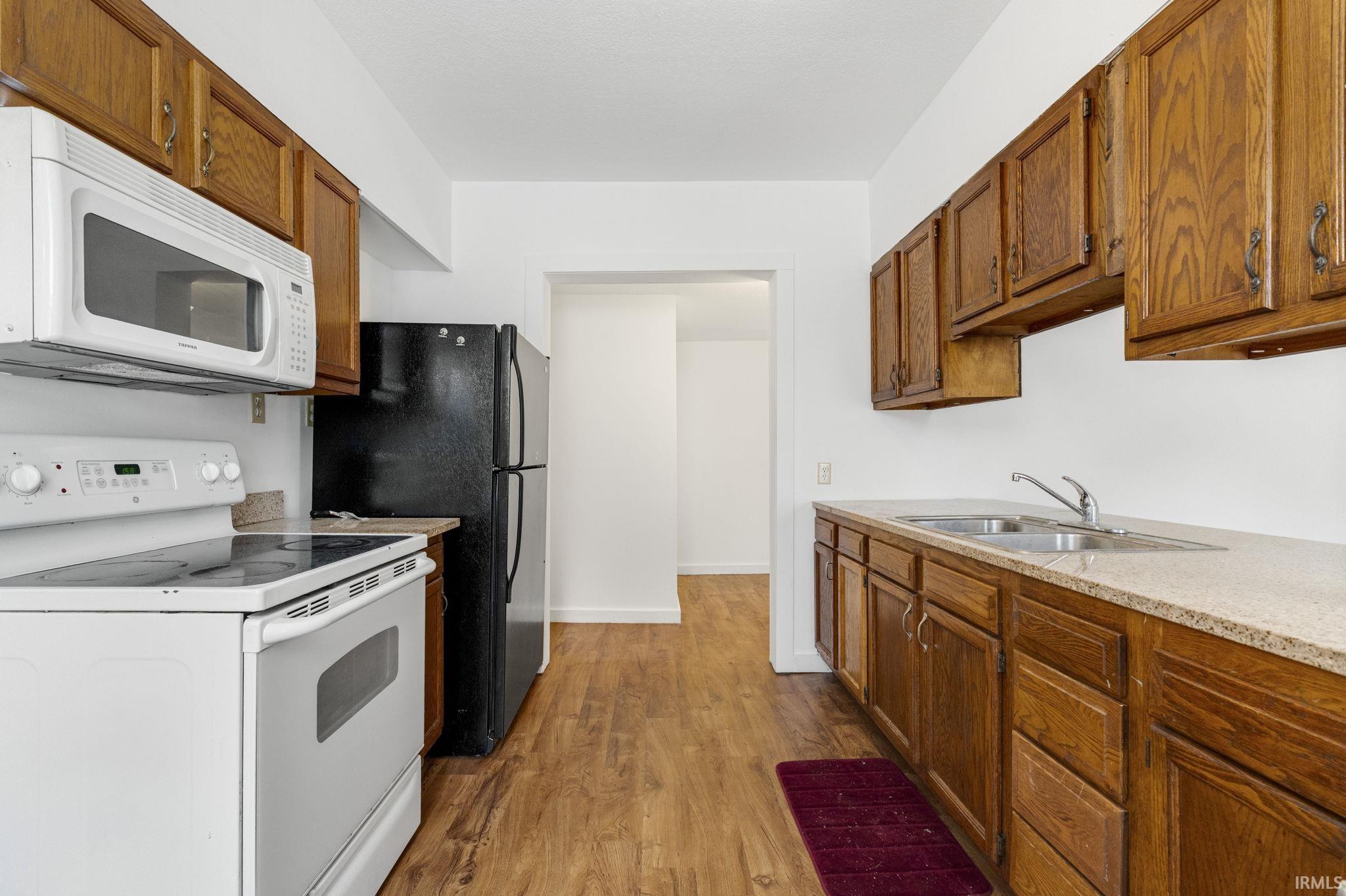 Photo 3 of 108 W Smith Street