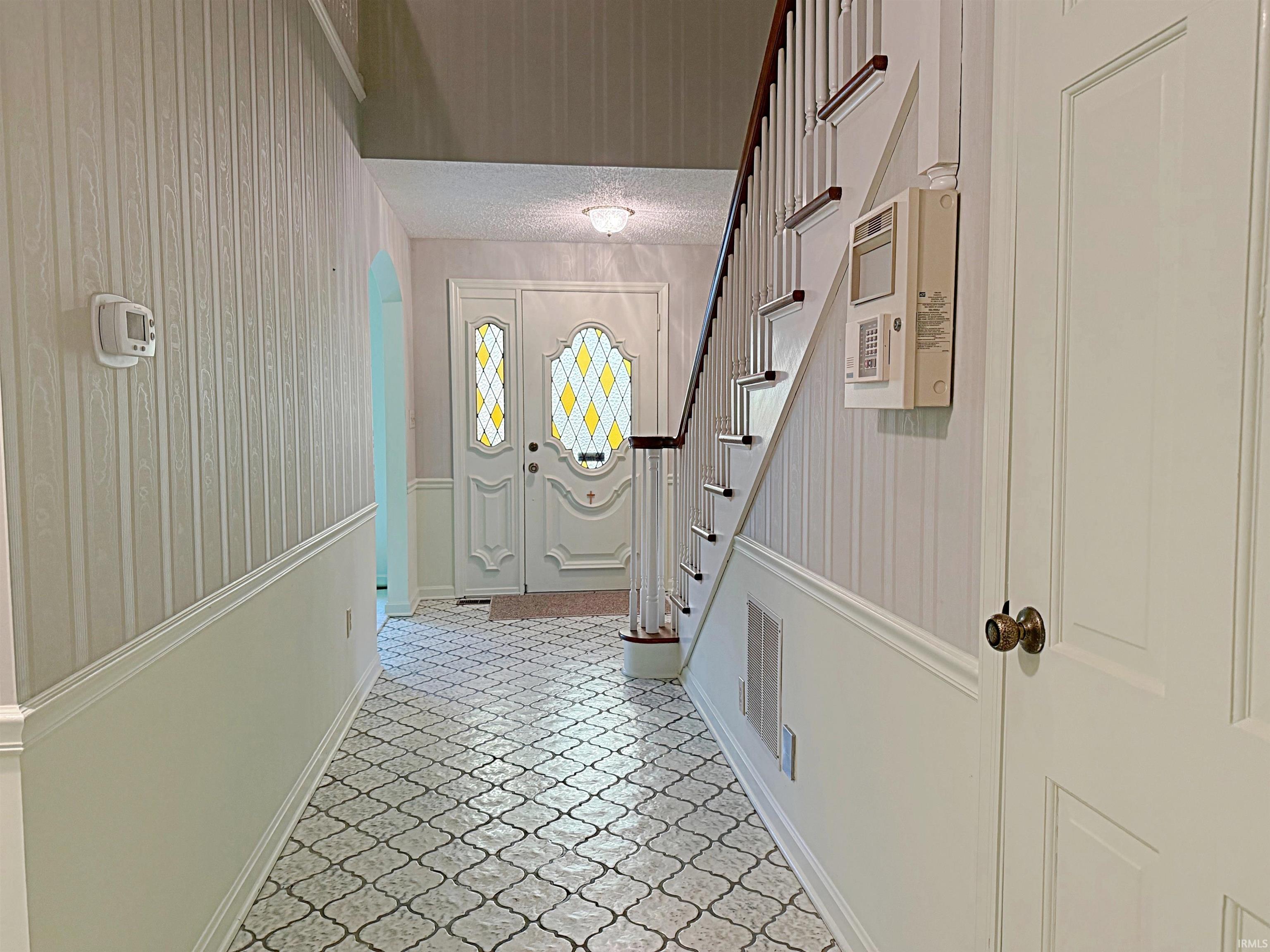 Homes for sale in Loogootee, IN | 13551 Mt Calvary Rd, Loogootee, IN 47553 | MLS# 202548147