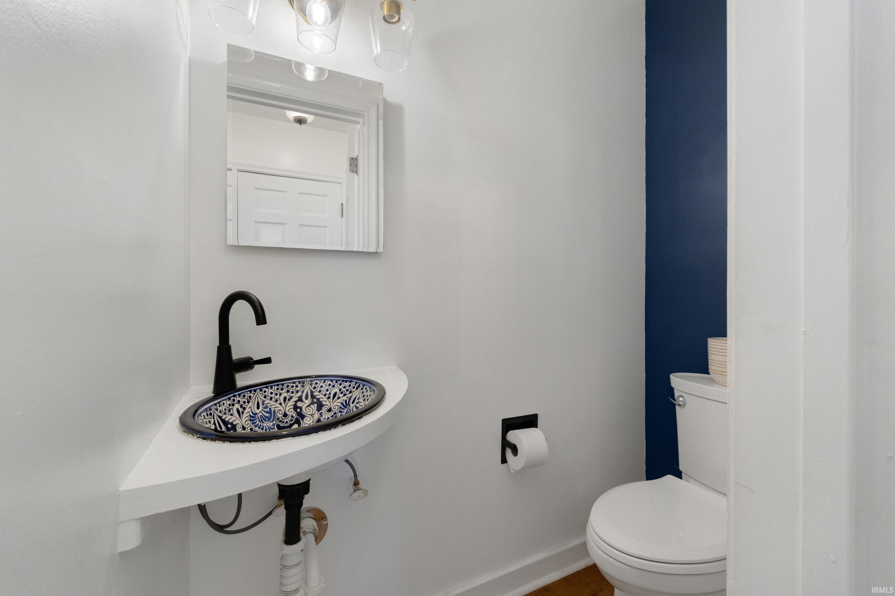 Photo 17 of 3546 Willowdale Road