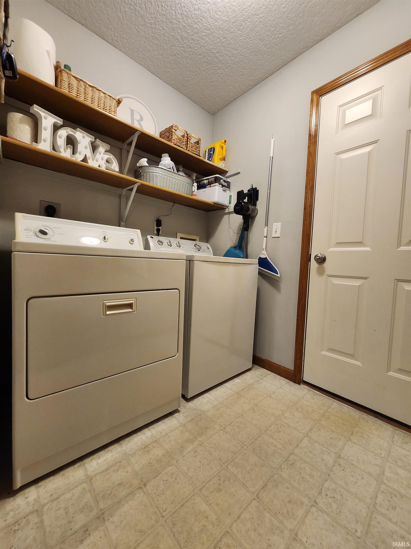 Homes for sale in Markle, IN | 250 W Allen St, Markle, IN 46770 | MLS# 202548184