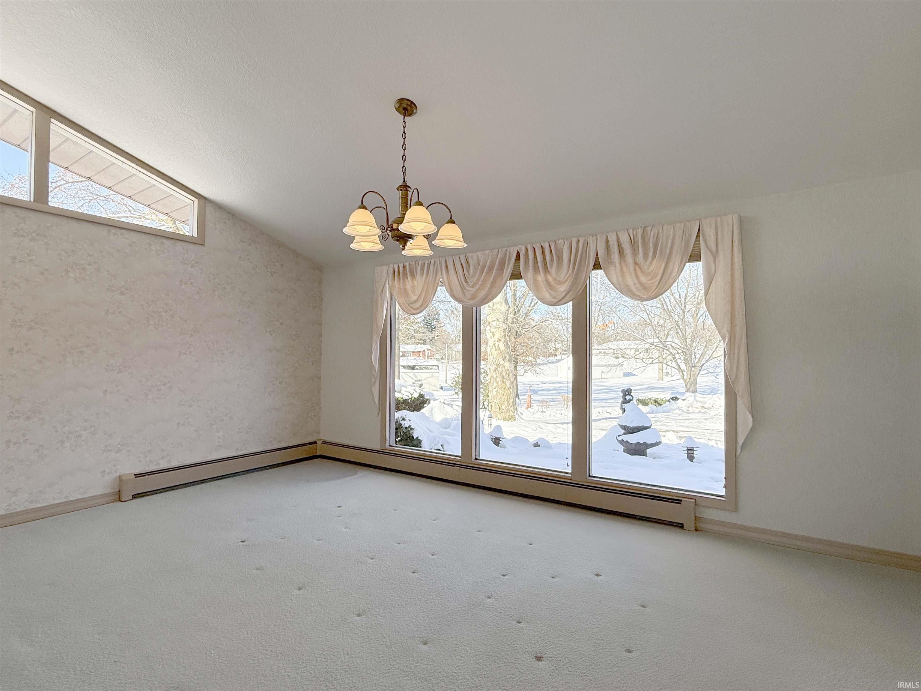 527 E Jefferson Street