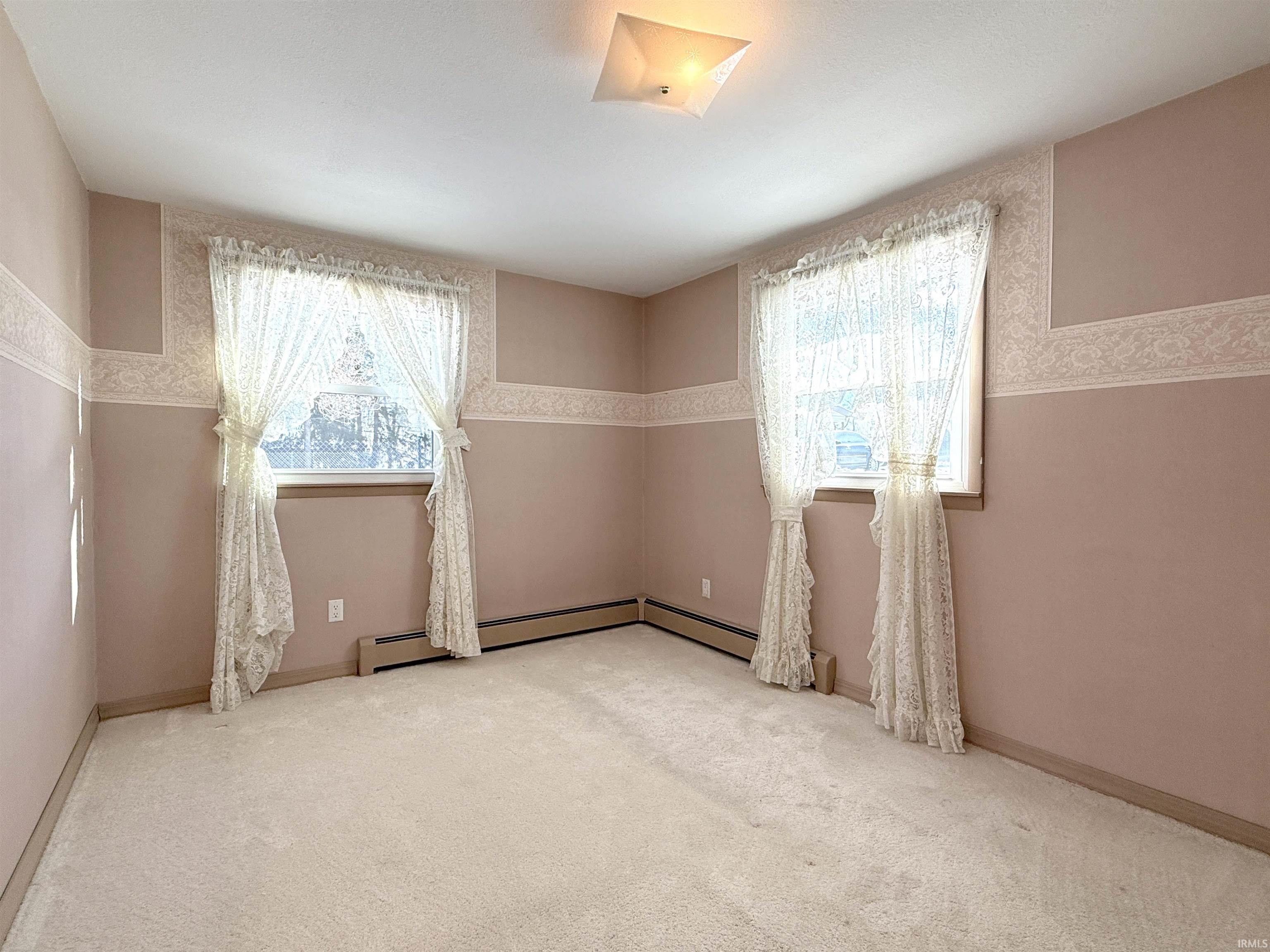 527 E Jefferson Street