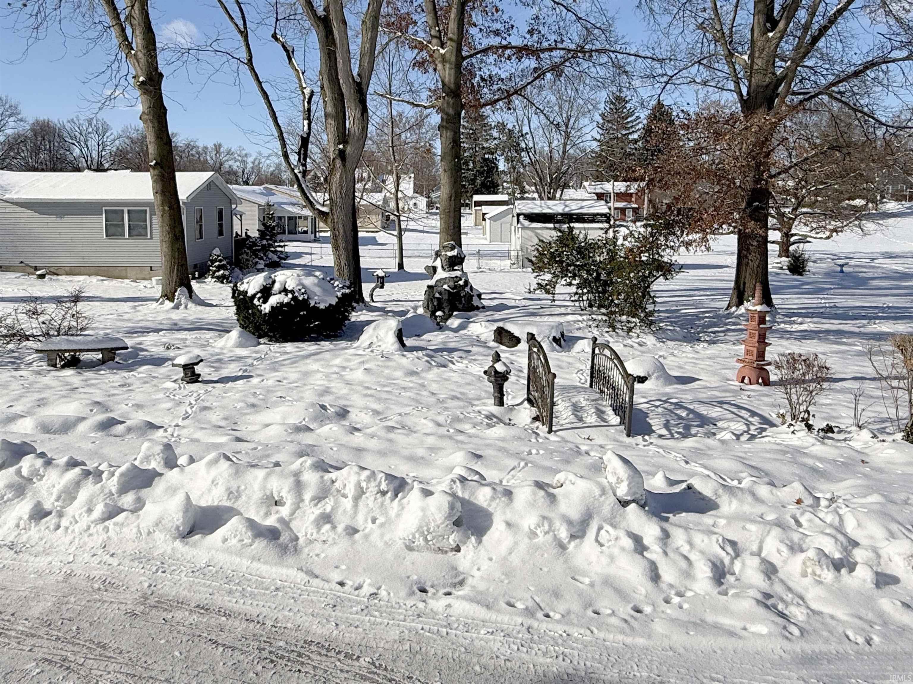 527 E Jefferson Street