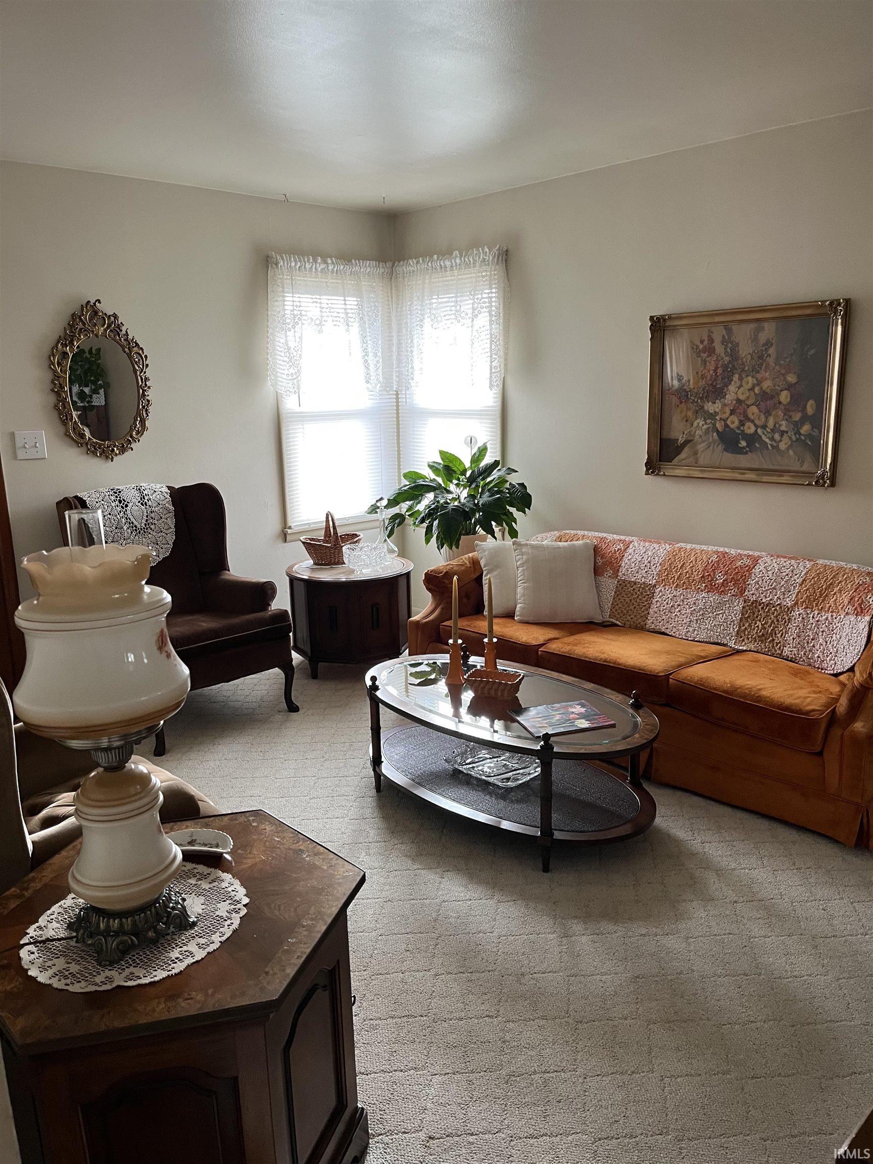 Homes for sale in Evansville, IN | 1300 N Villa Dr, Evansville, IN 47711 | MLS# 202548251