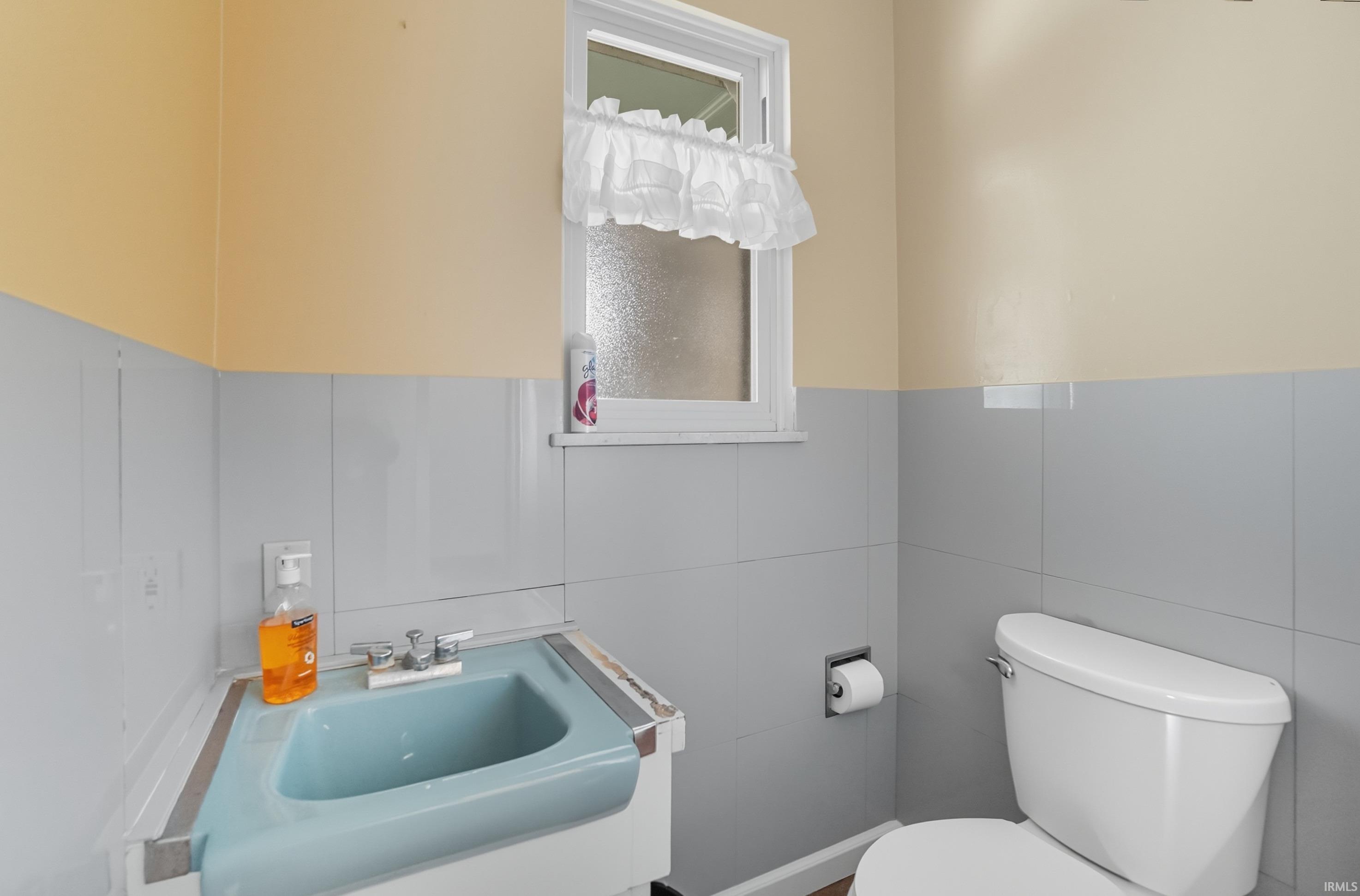 Photo 26 of 2441 Randall Road