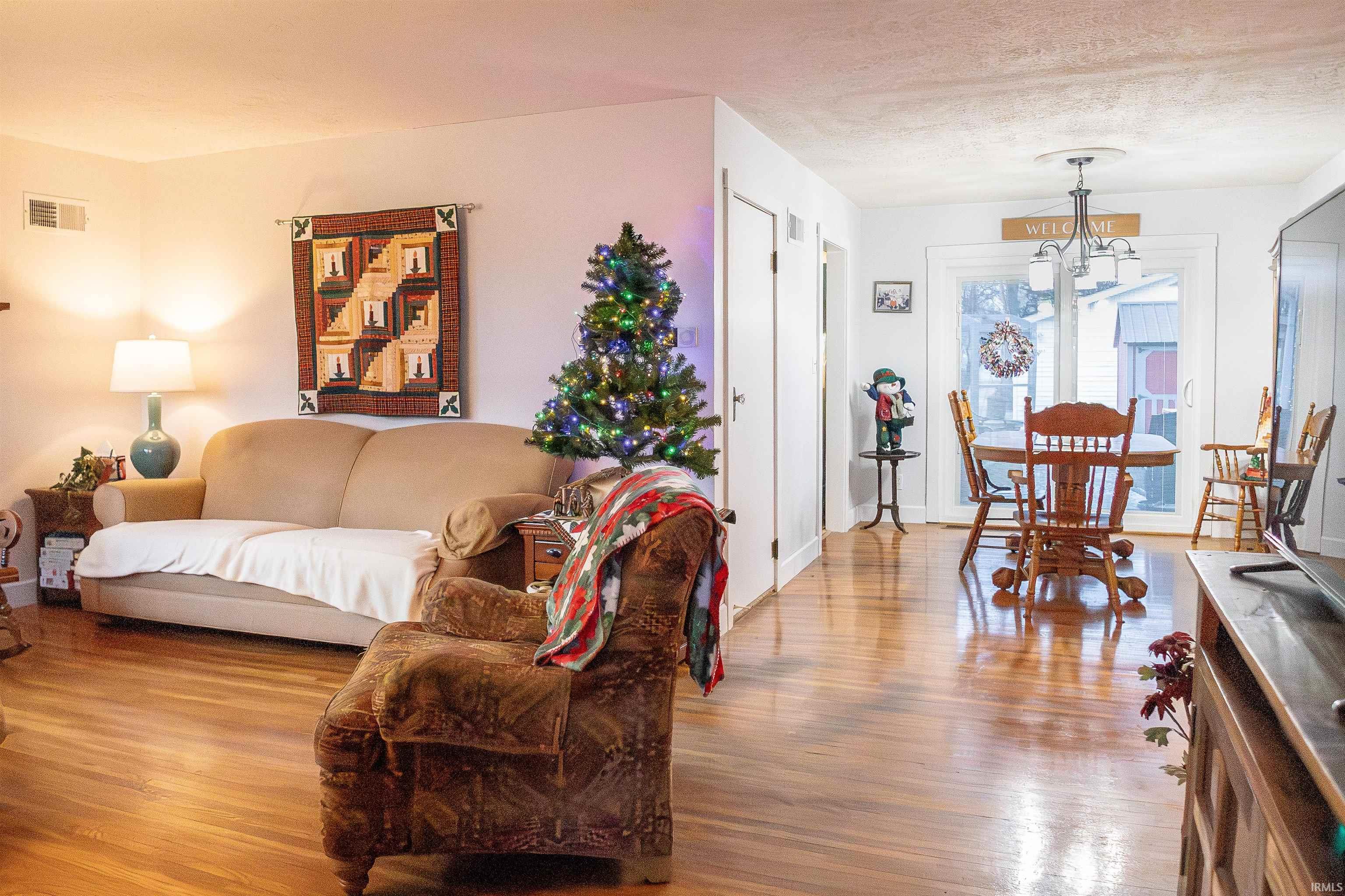 Homes for sale in Bedford, IN | 1419 22D St, Bedford, IN 47421 | MLS# 202548666