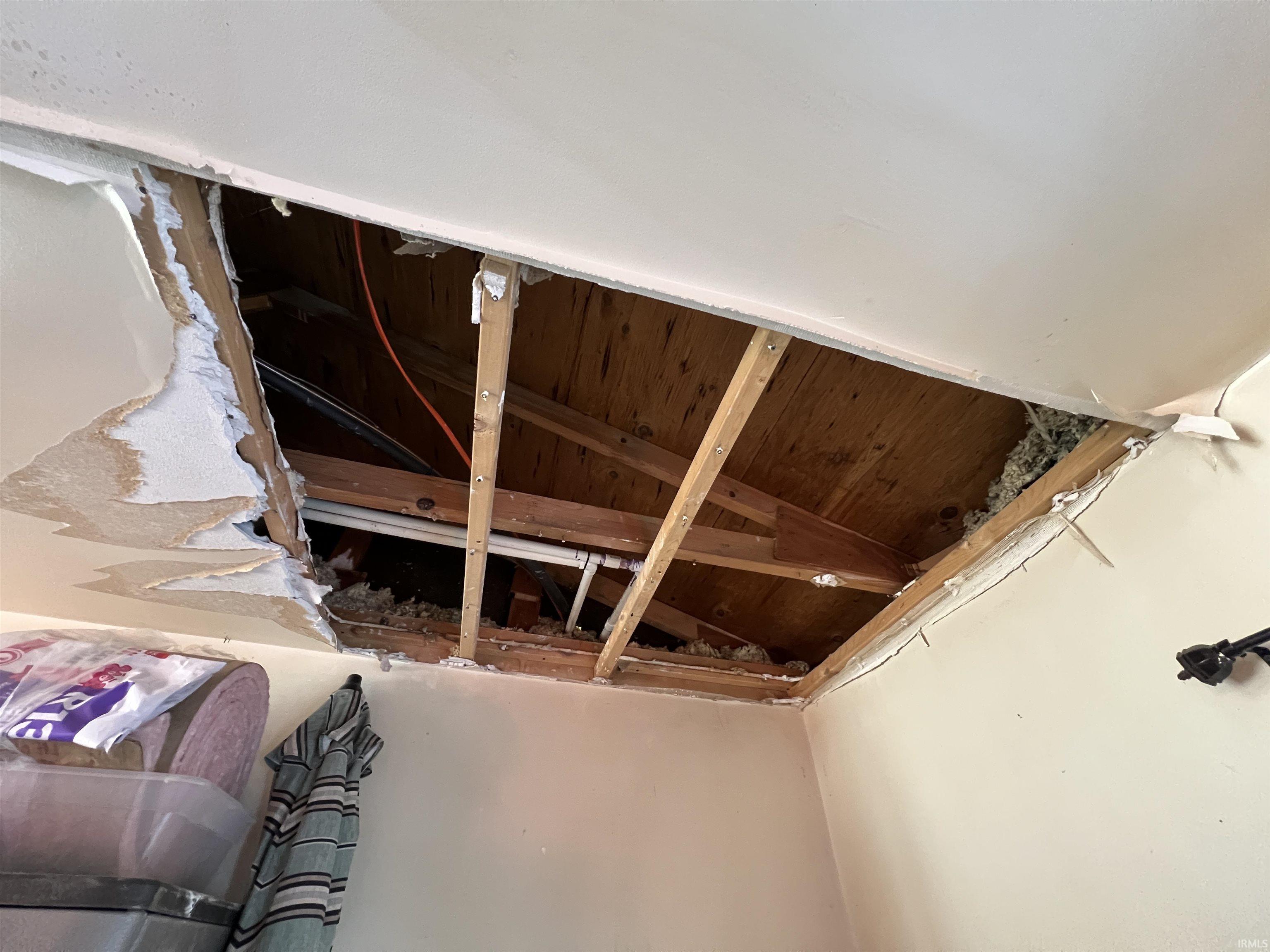 Detailed view of ceiling