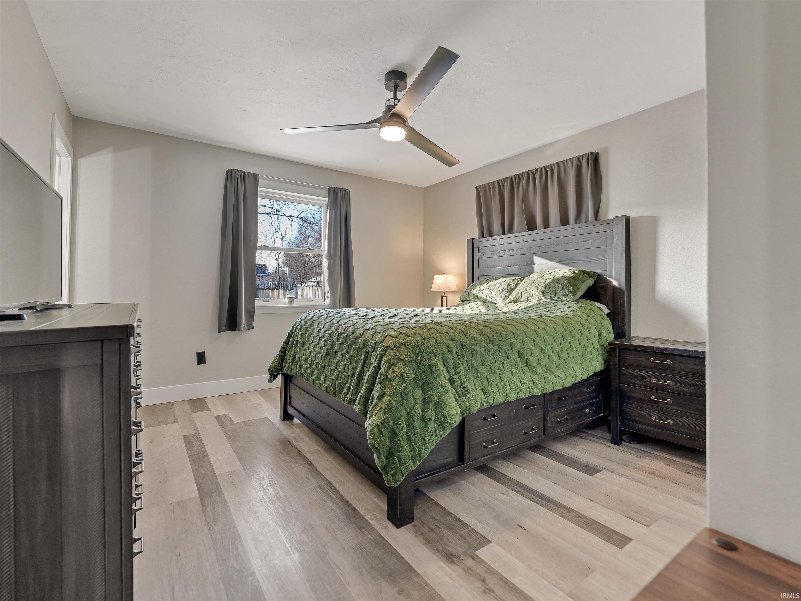 Photo 13 of 2123 Edgerton Street