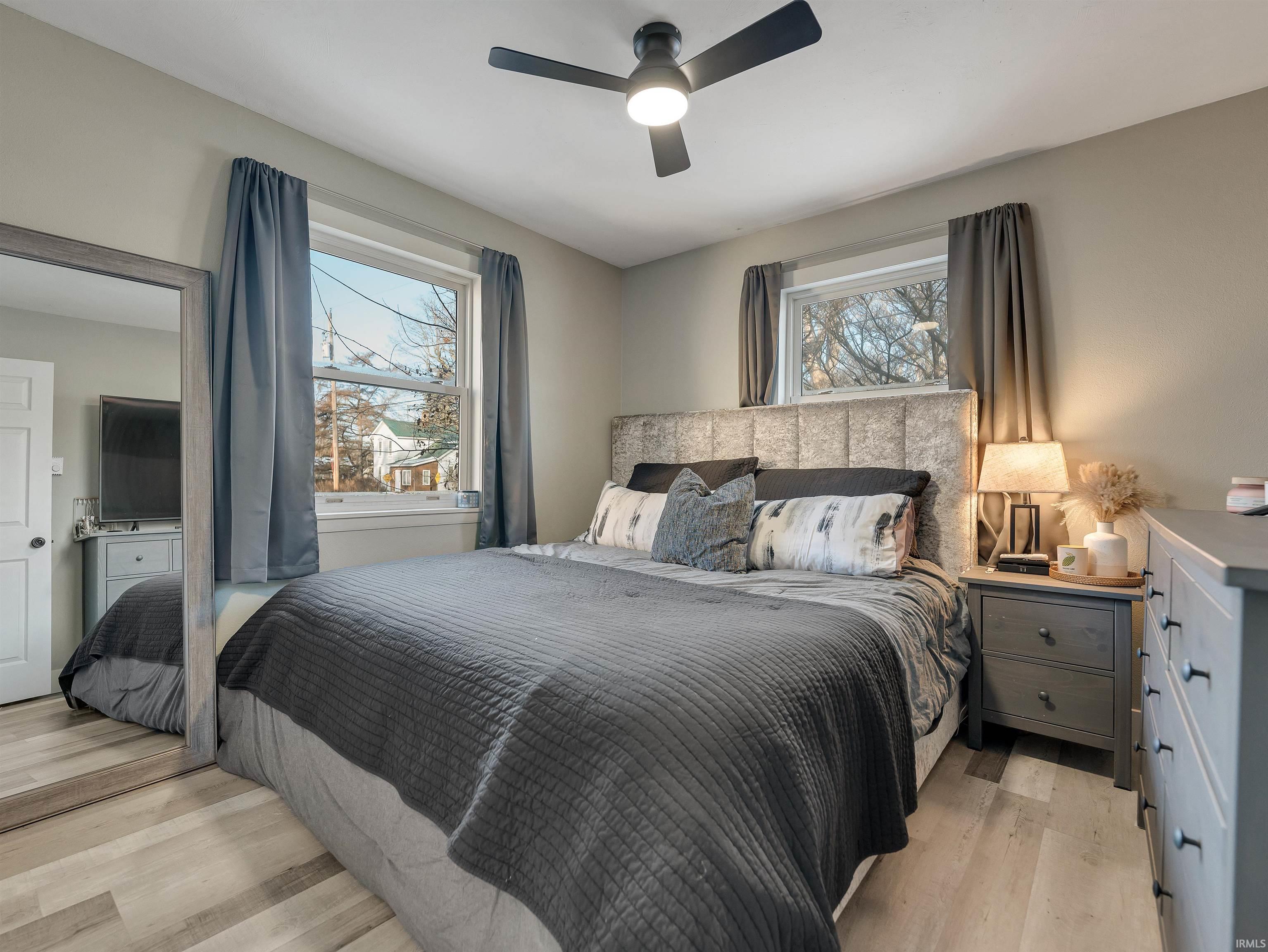 Photo 15 of 2123 Edgerton Street