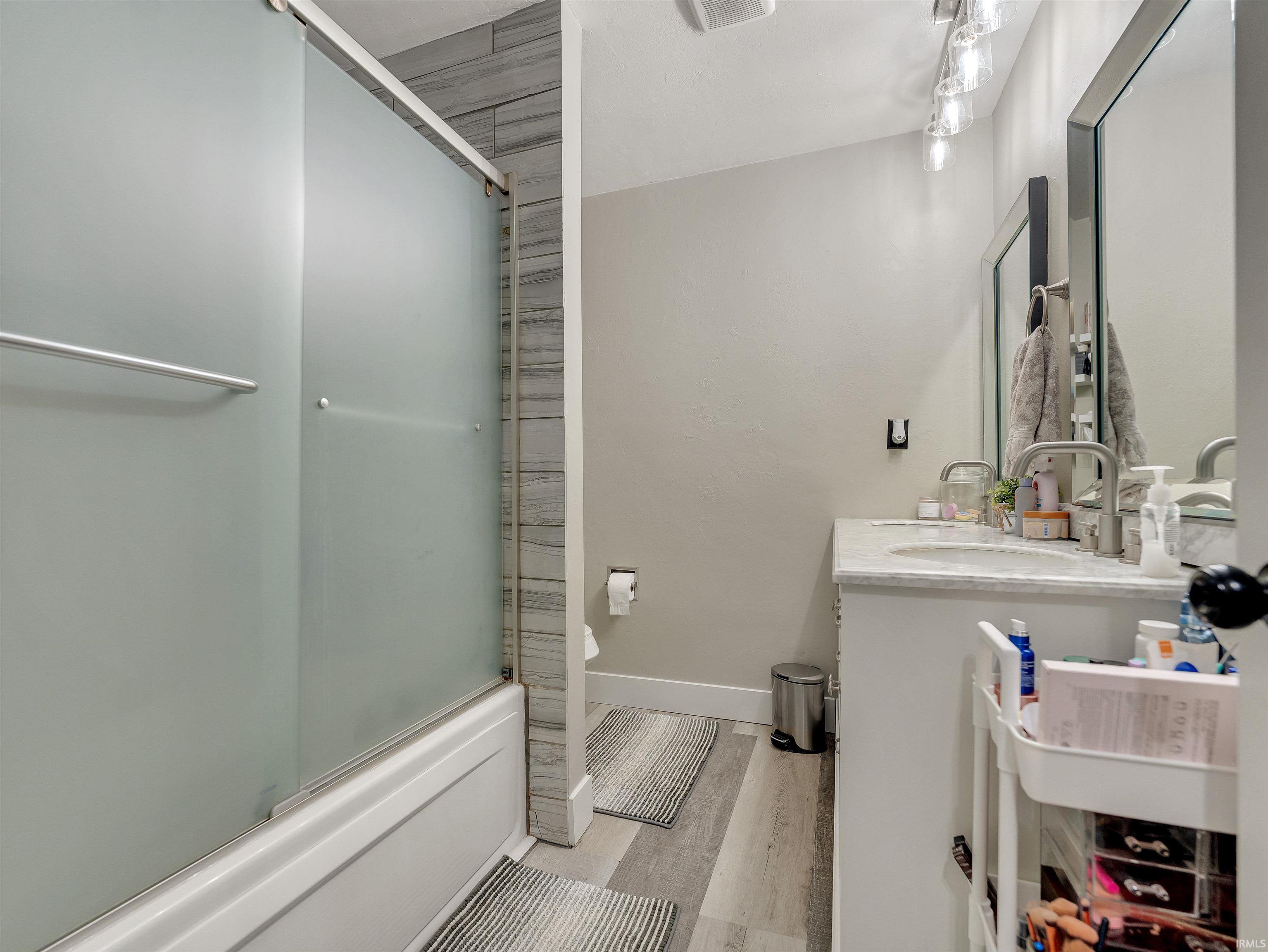 Photo 17 of 2123 Edgerton Street