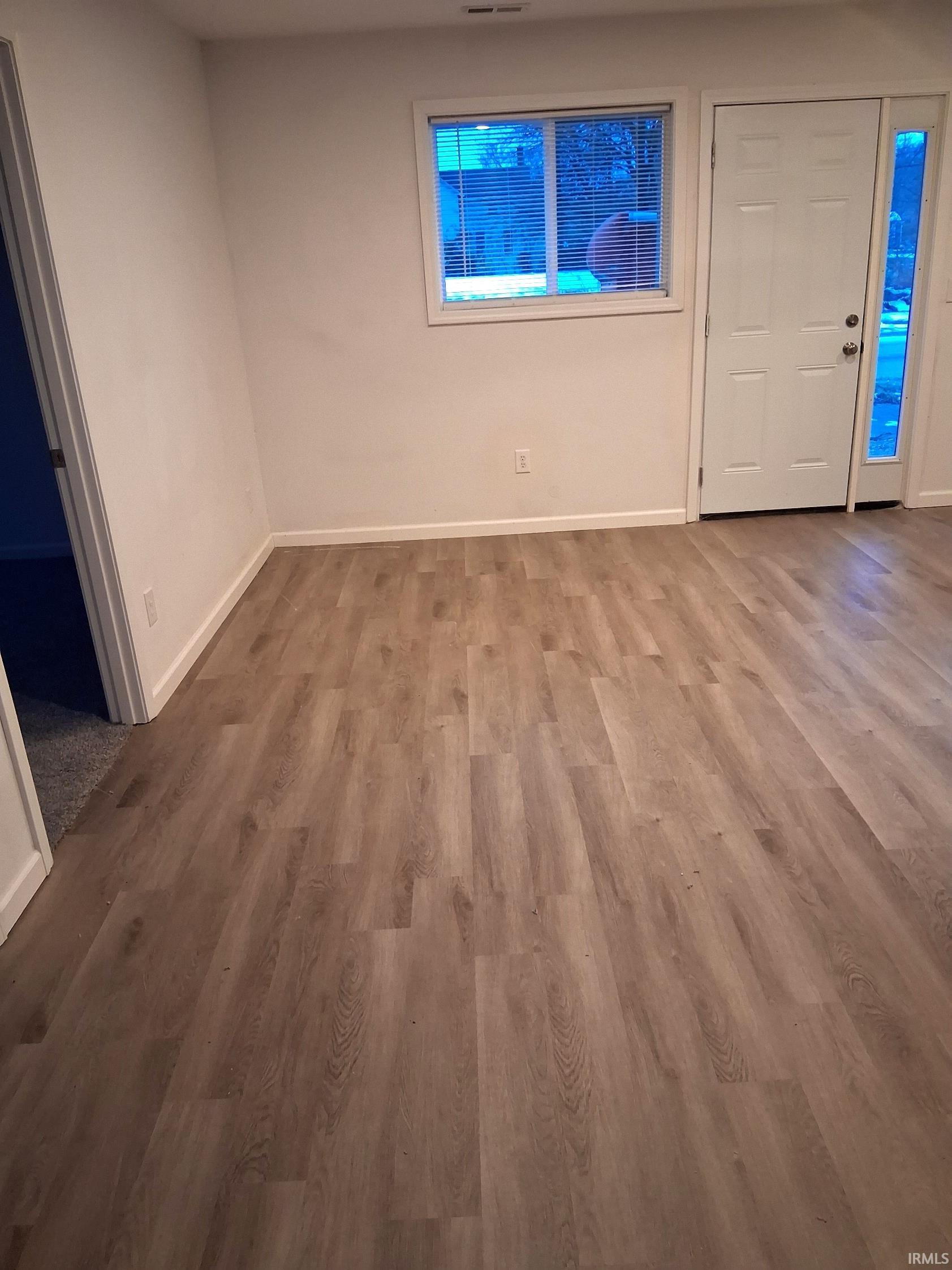 Vinyl plank floori