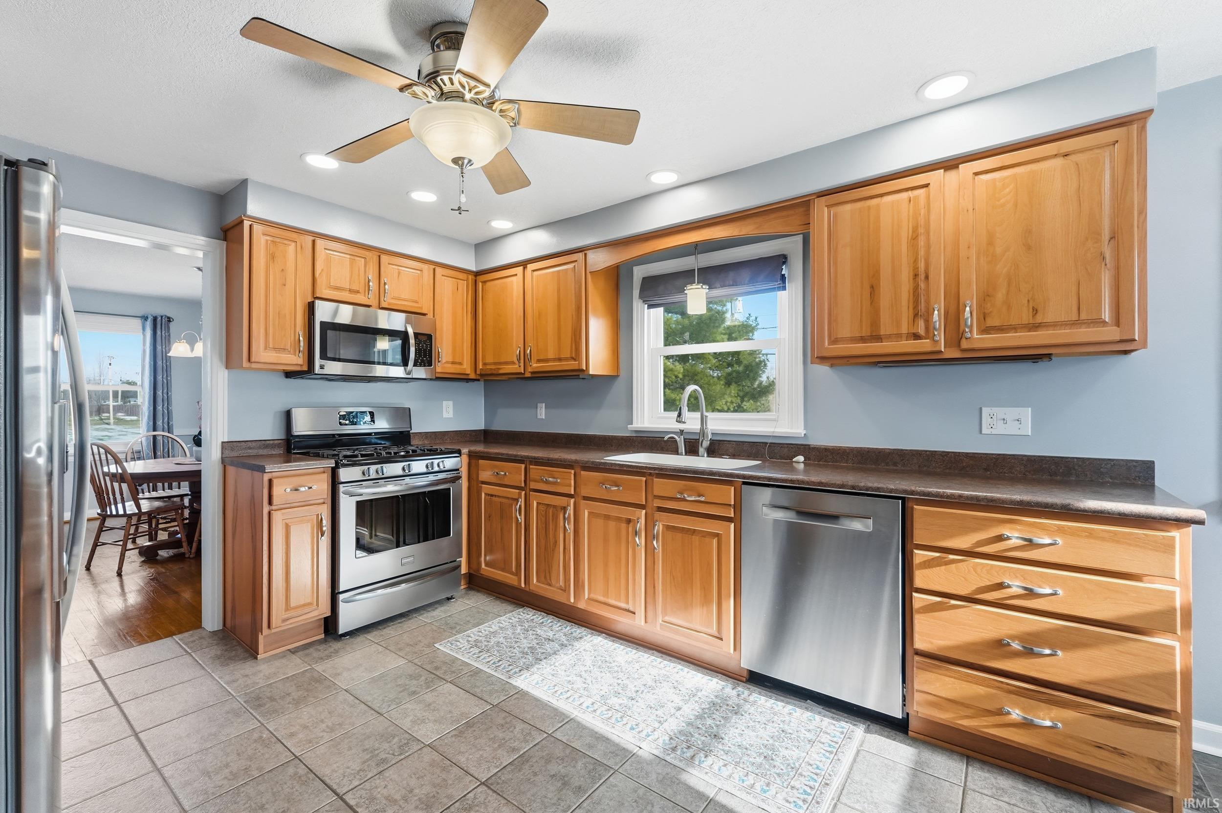 Photo 12 of 1706 Inwood Drive