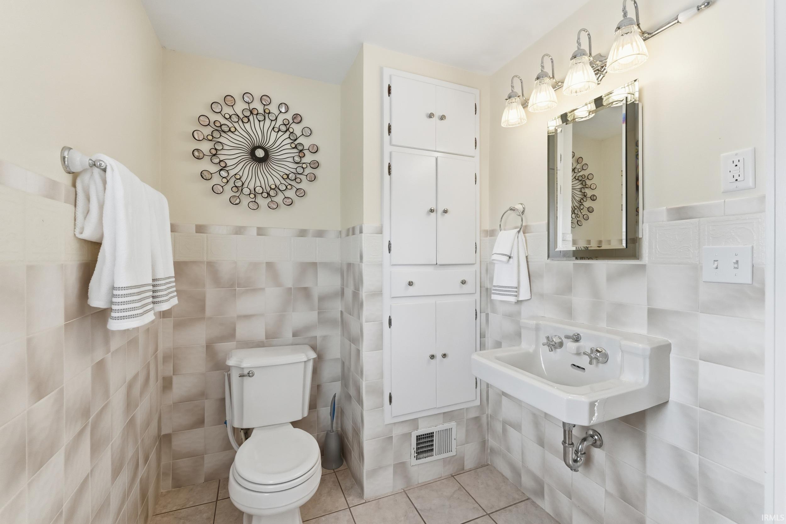 Photo 25 of 1706 Inwood Drive