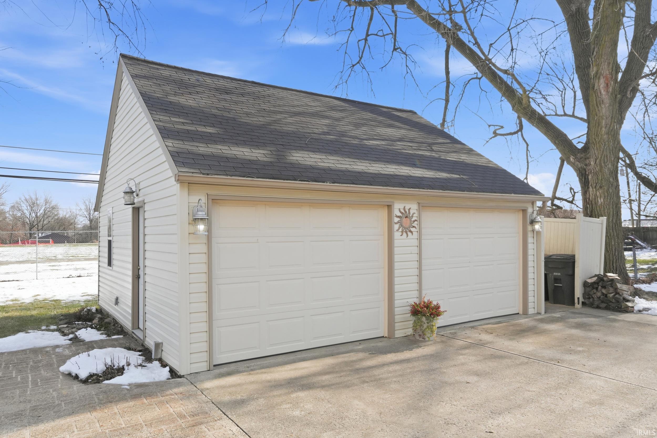 Photo 31 of 1706 Inwood Drive