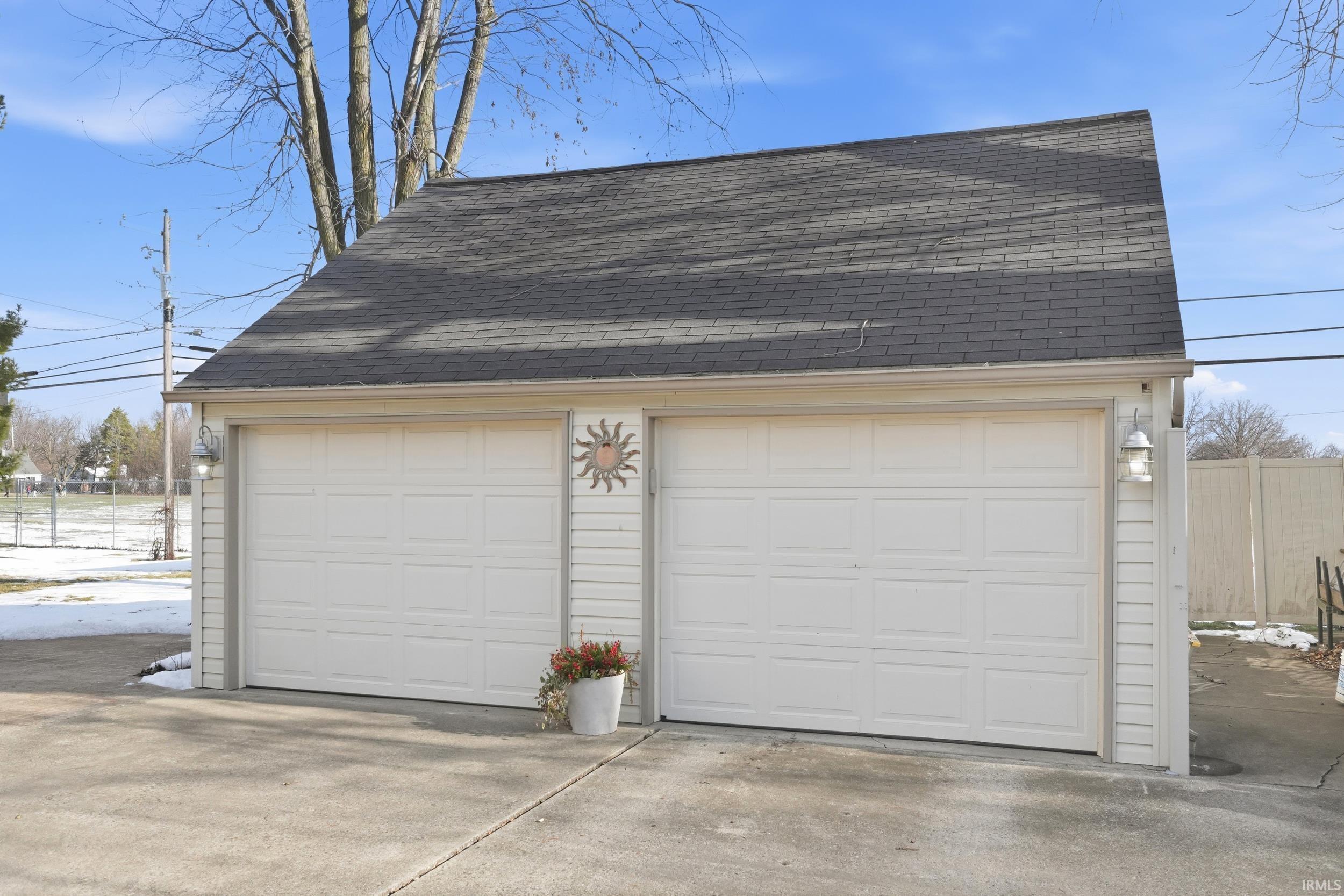 Photo 32 of 1706 Inwood Drive