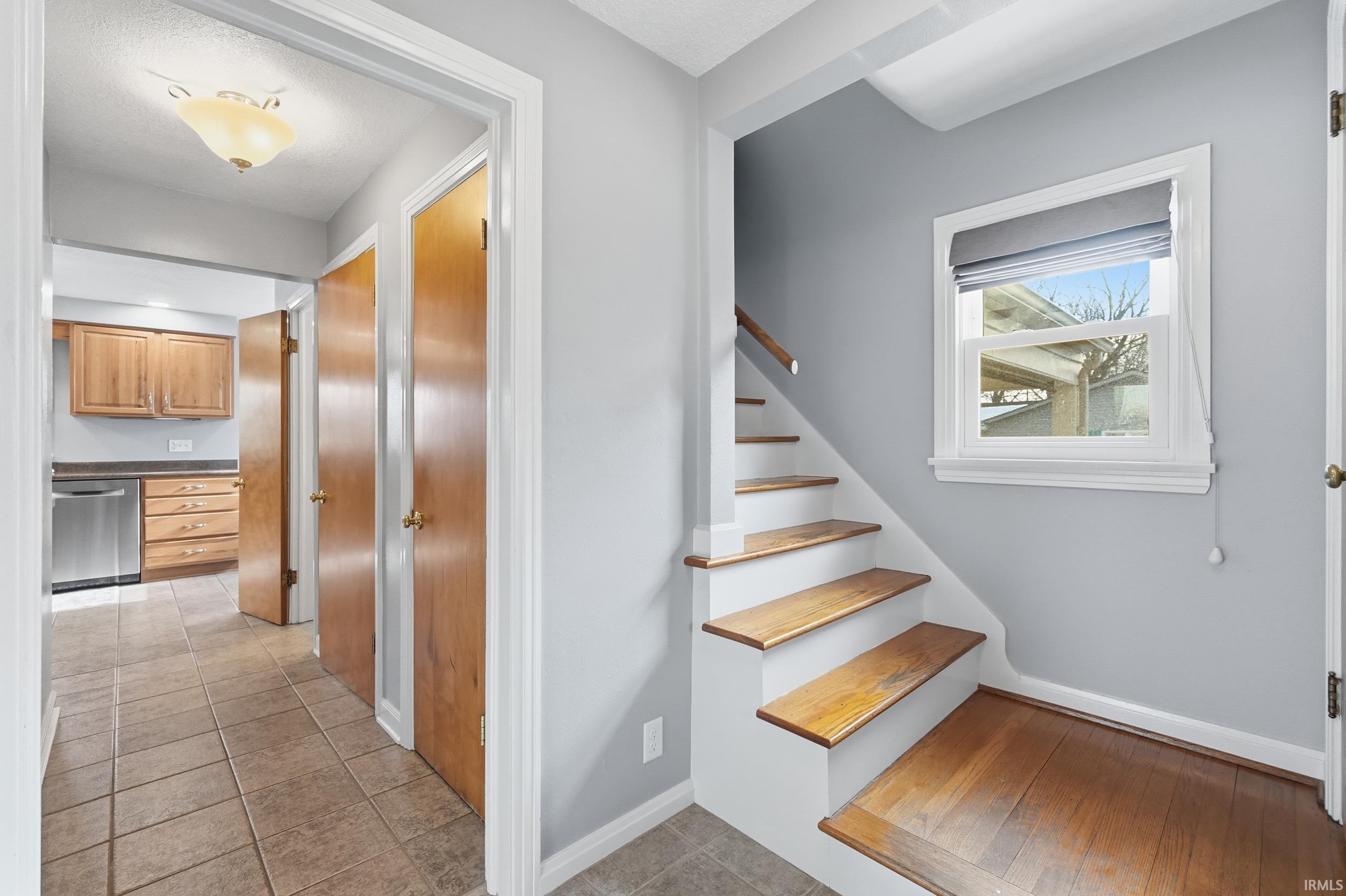 Photo 5 of 1706 Inwood Drive