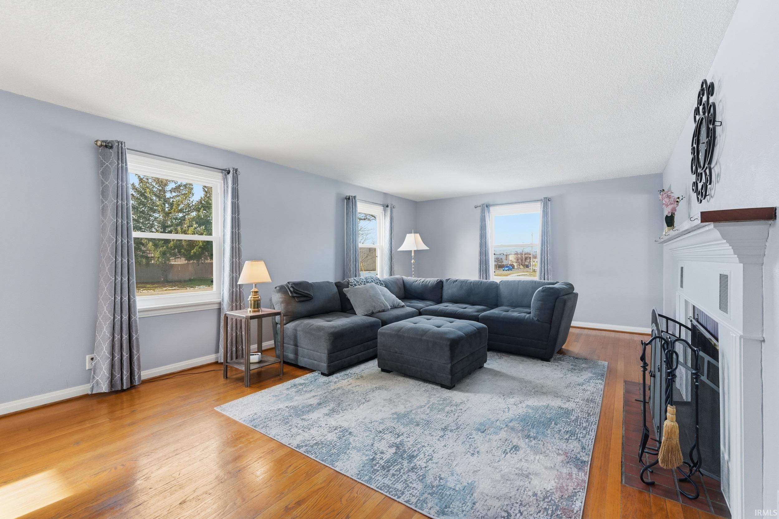 Photo 7 of 1706 Inwood Drive