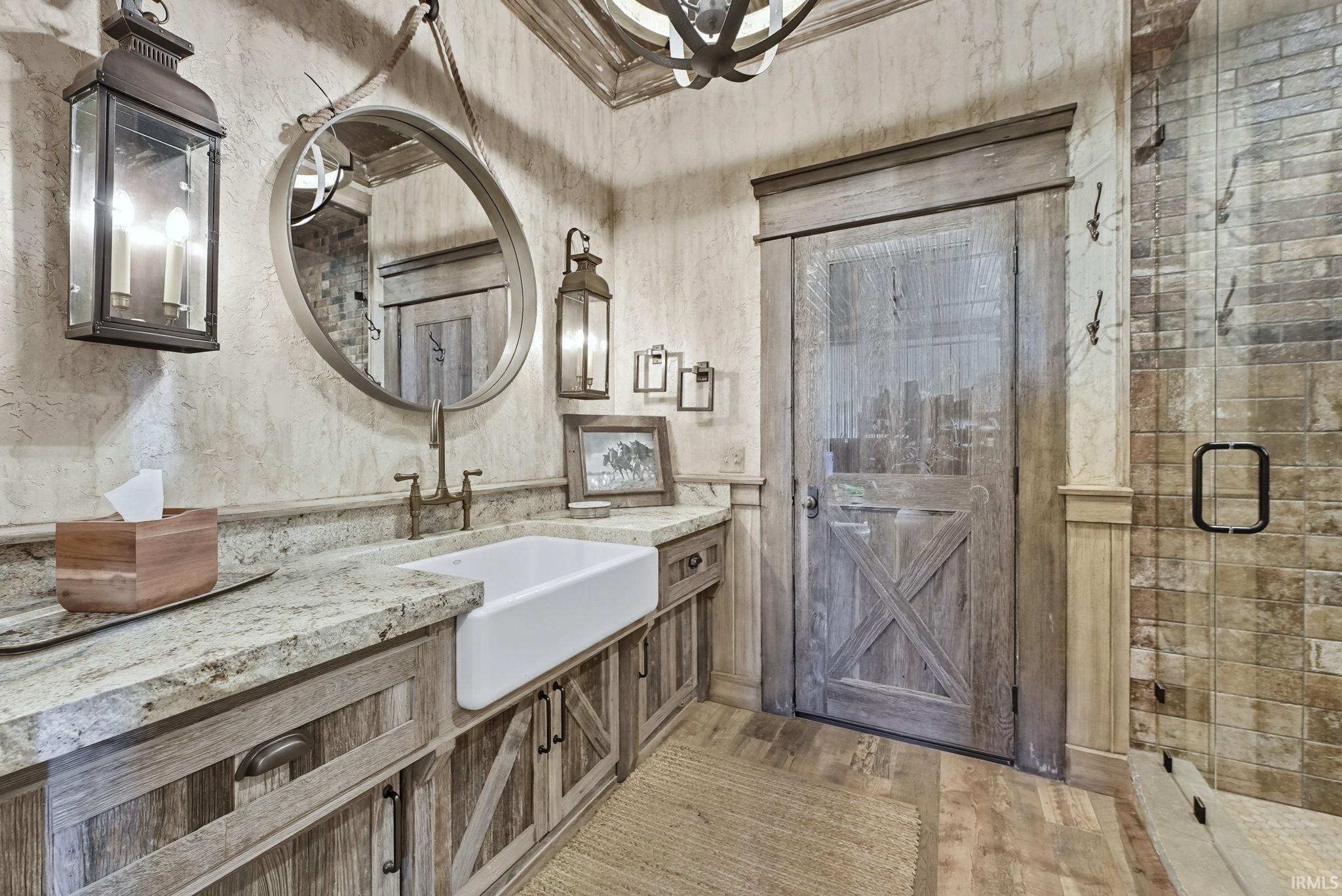 Finished main floor full bath