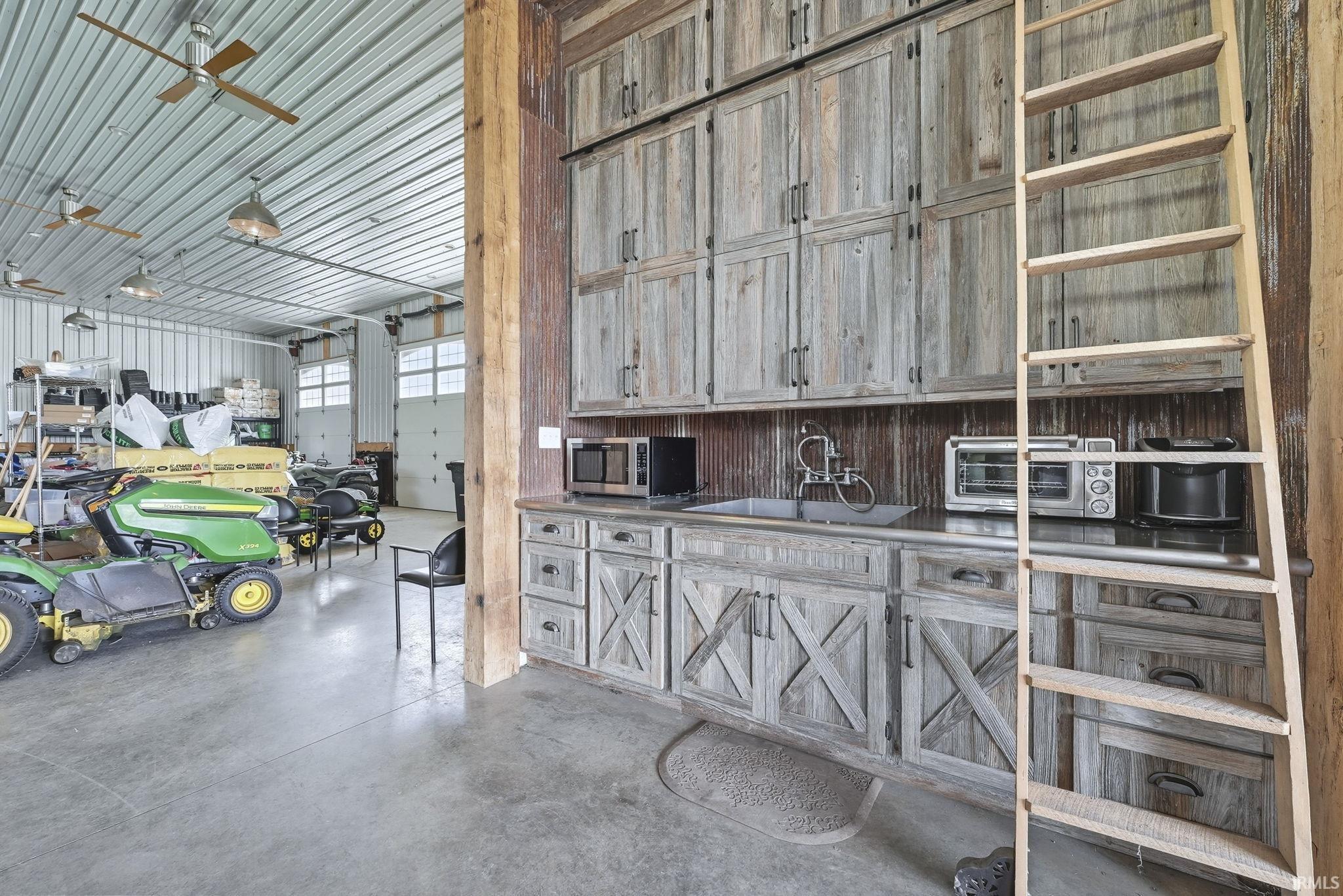 Kitchenette in big barn